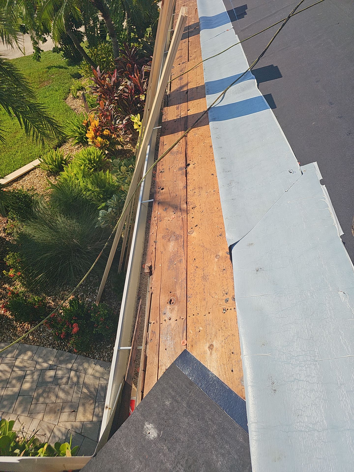 Project in St. Petersburg 33702 by Mitchell Roofing Company LLC 