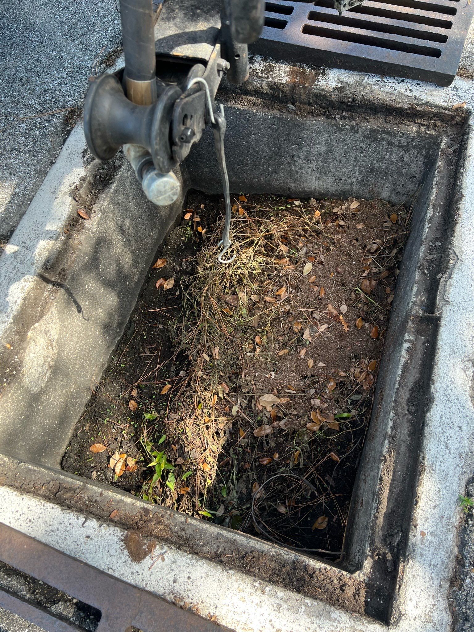 Apartment Complex Storm Water System Maintenance by APS Power & Water