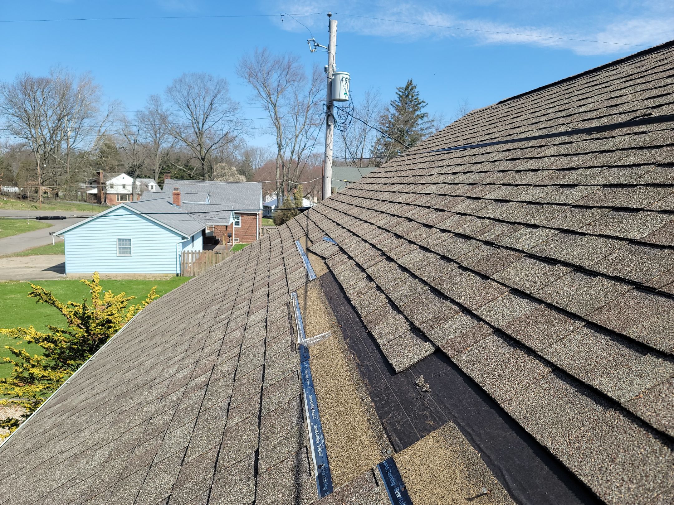 ATLAS PINNACLE COLOR: WEATHERED SHADOW by Eagle Eye Roofing