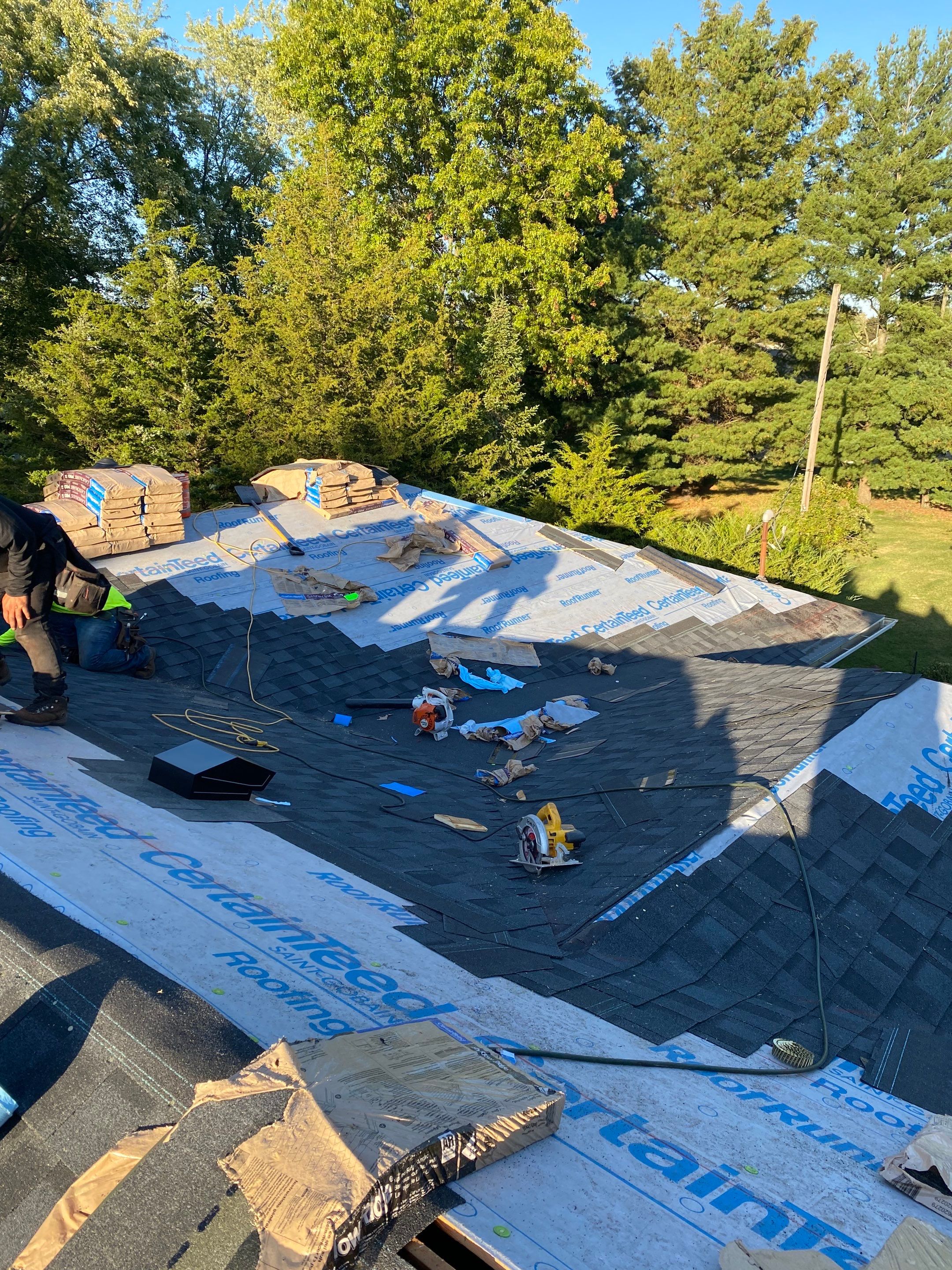 Landmark Pro Installation in Lewis Center by Best Roofing & Siding Company