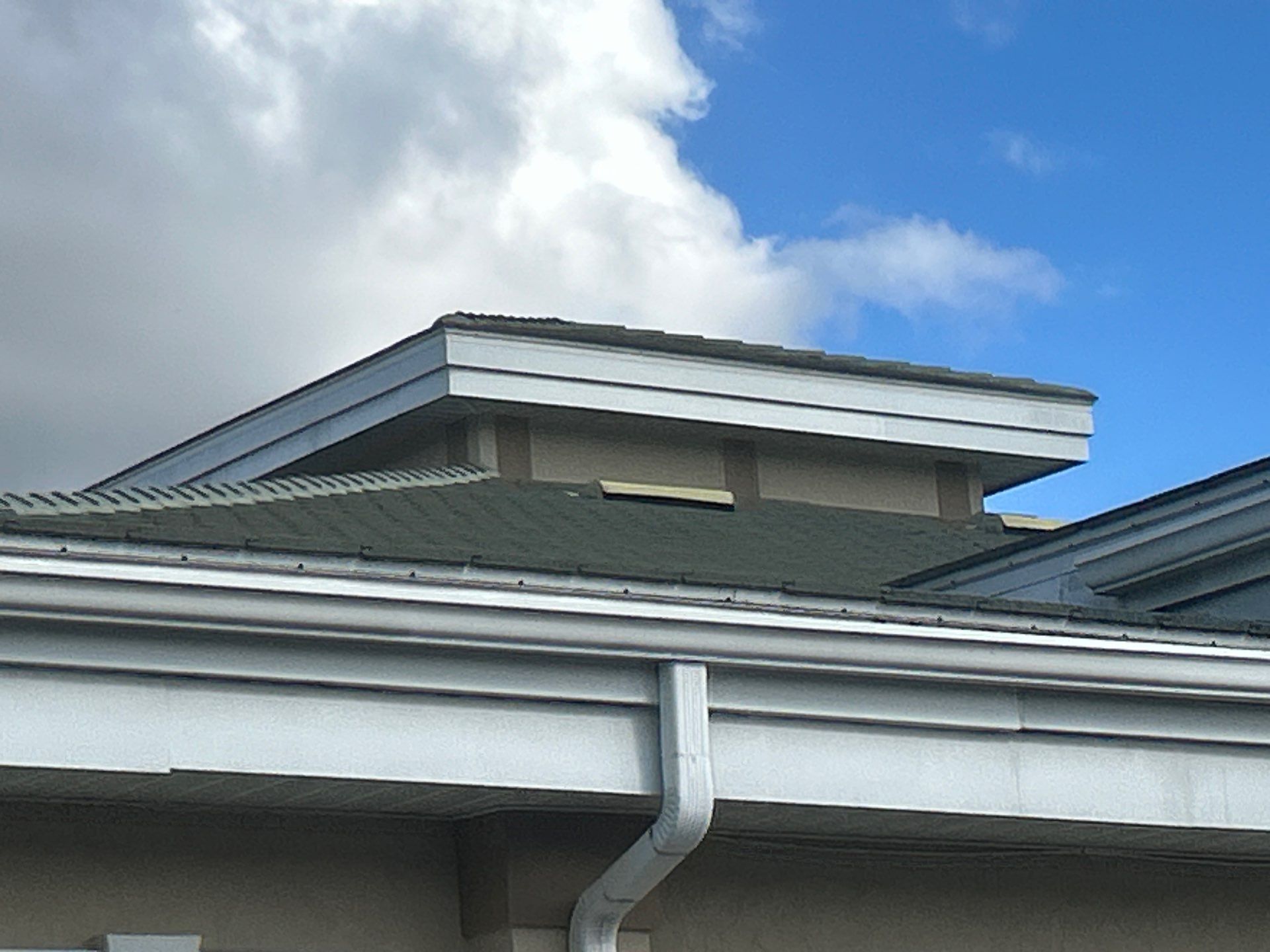 Soffit and Fascia Installation in Sarasota FL by Gutter Professors