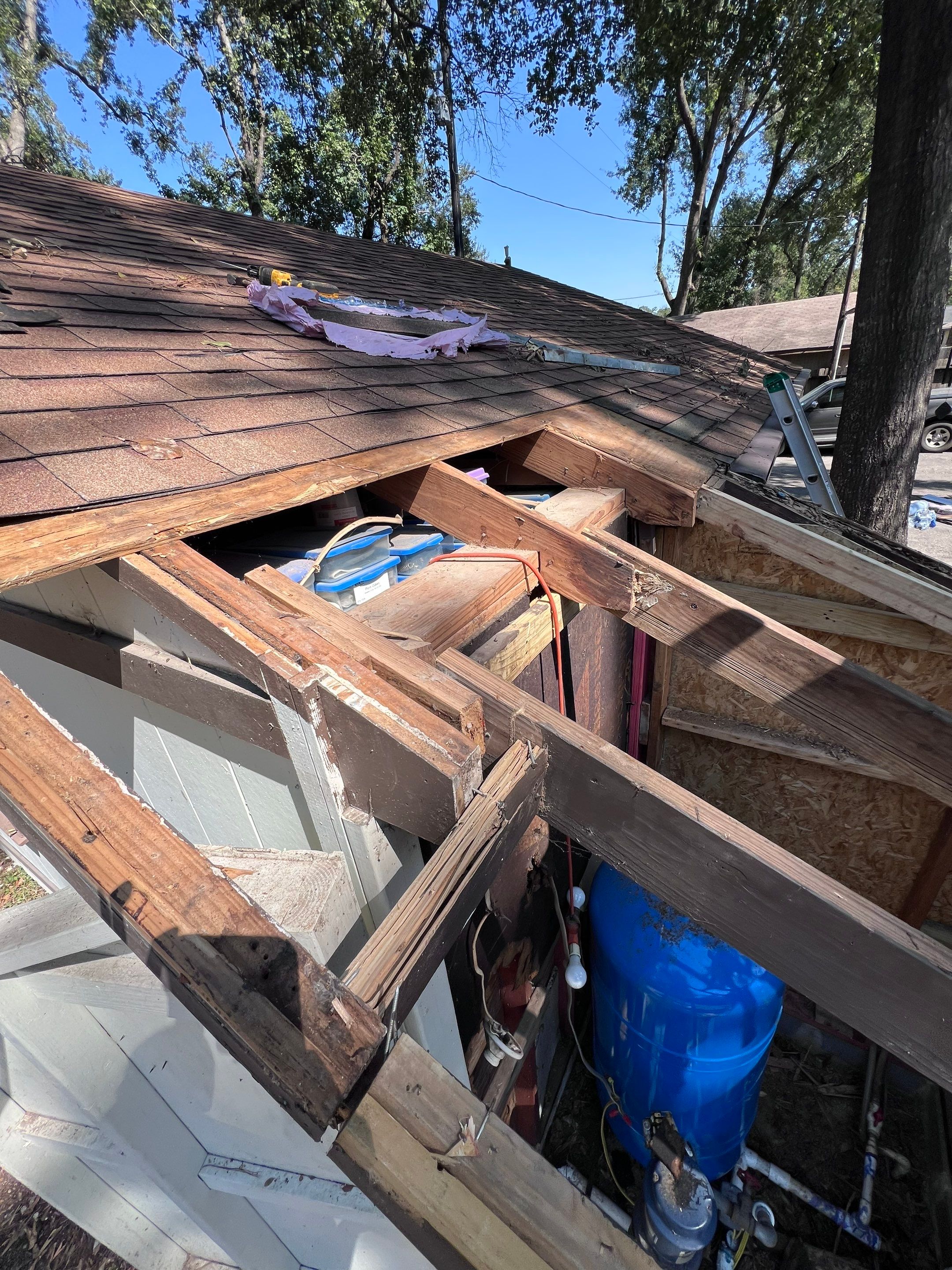 Residential Roofing Installation using Owen's Corning Duration (Lifetime) Shingles by Roof Repair Company