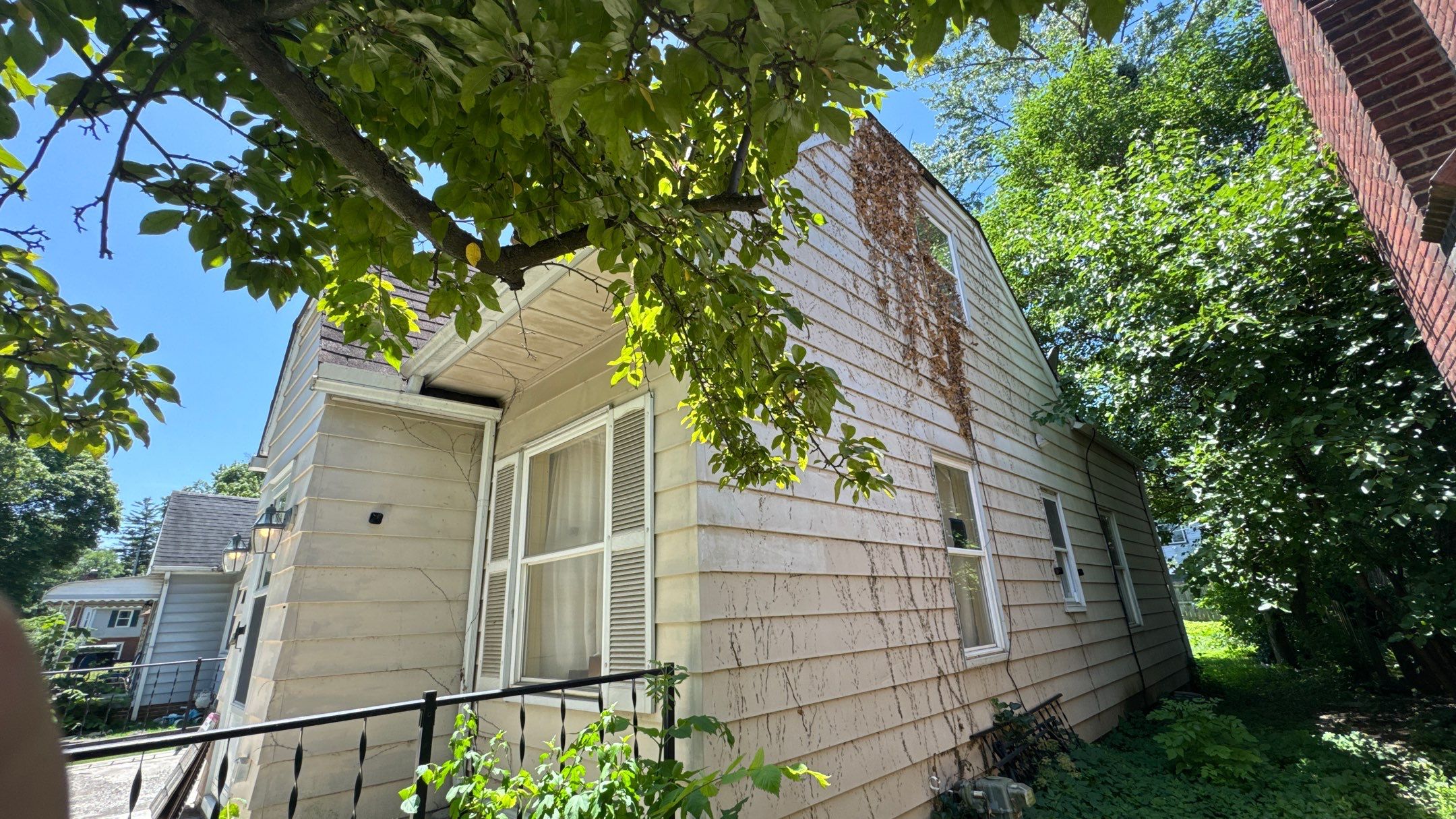 Roof Replacement using Owens Corning Brownwood by 180 Contractors