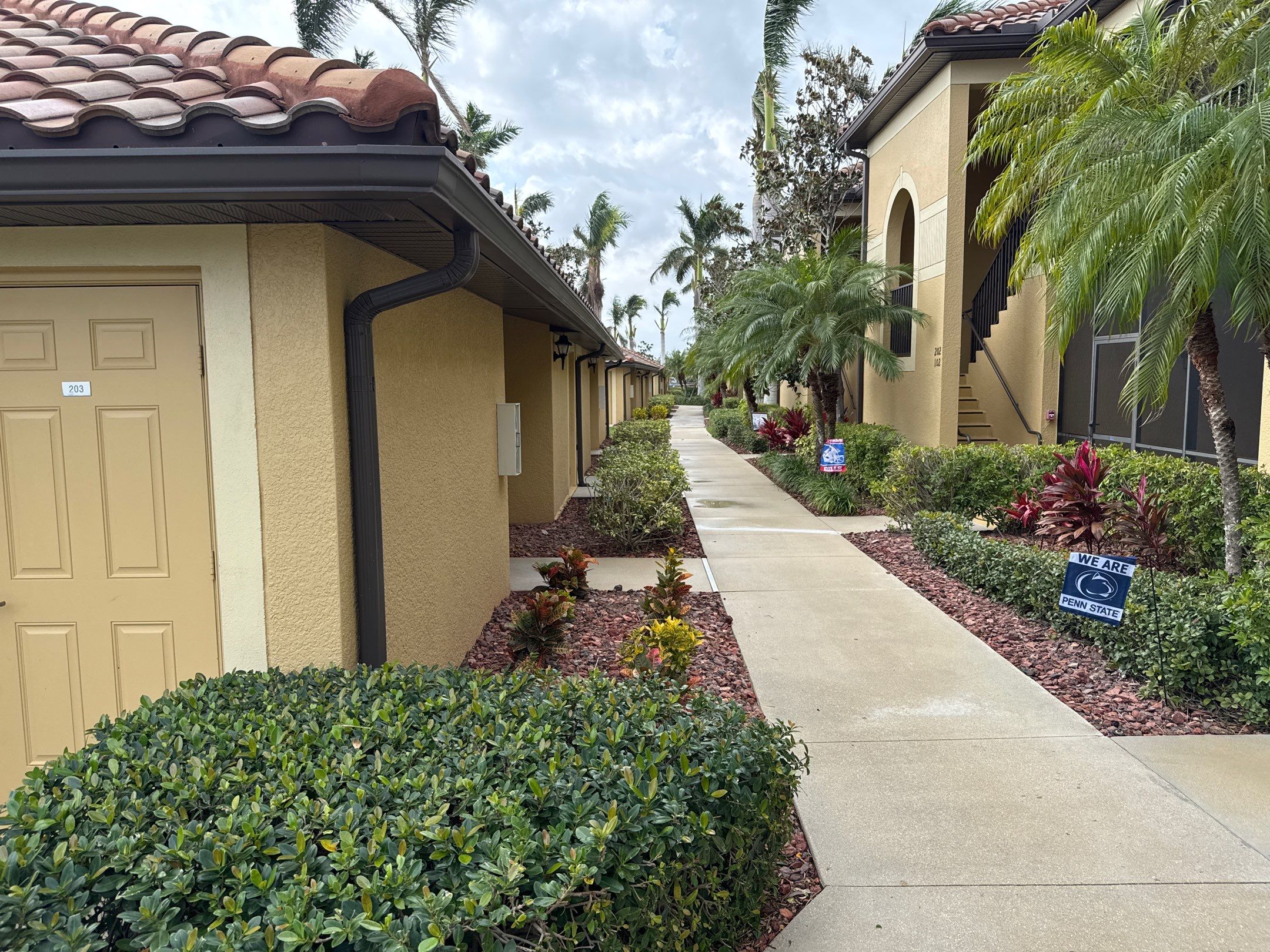 HOA Community Cleaning River Strand, Bradenton, FL | Sunshine AquaWash by Sunshine AquaWash