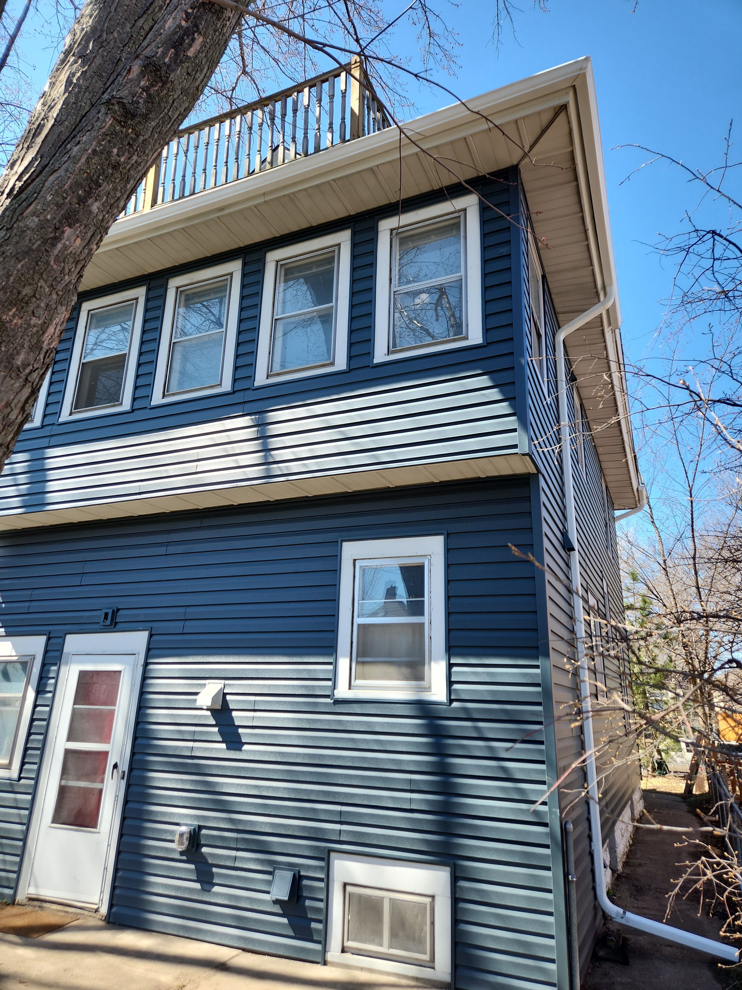 5" Gutters in Minneapolis by Next Level Seamless Gutters / Exteriors Inc.