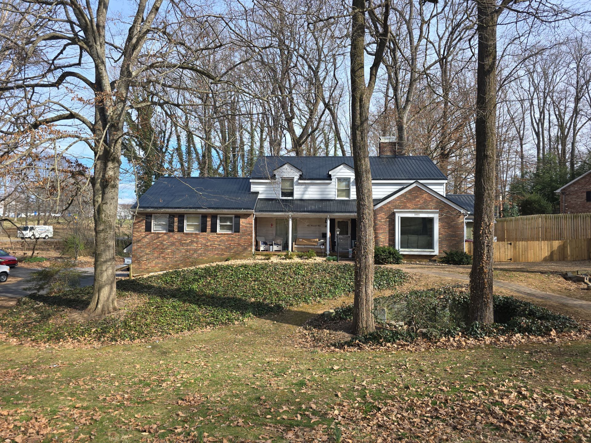 Pipkin Residence by Omnia Roofing