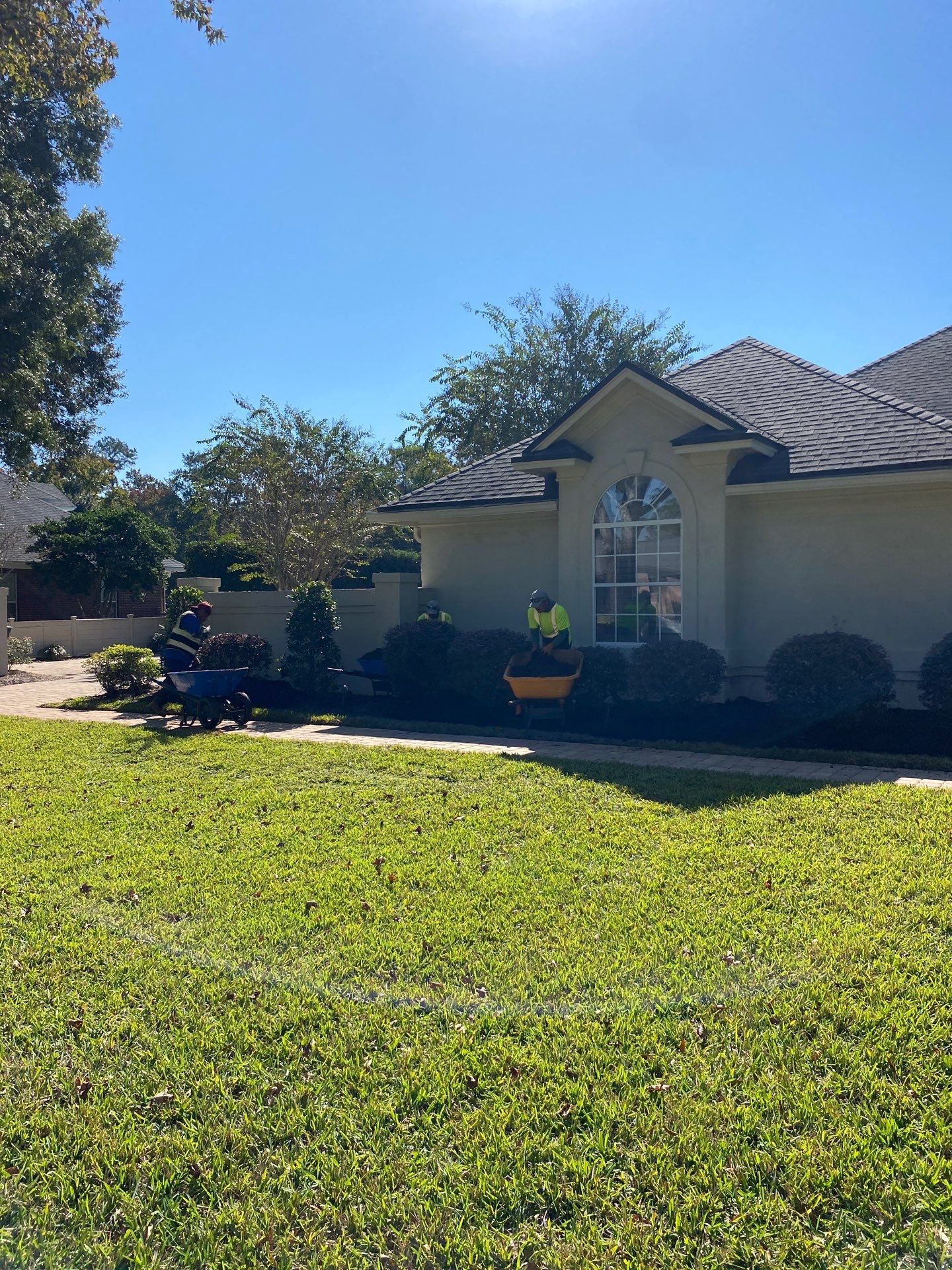 Deerwood Resident | Mulch Freshen Up Project by ProGreen Services