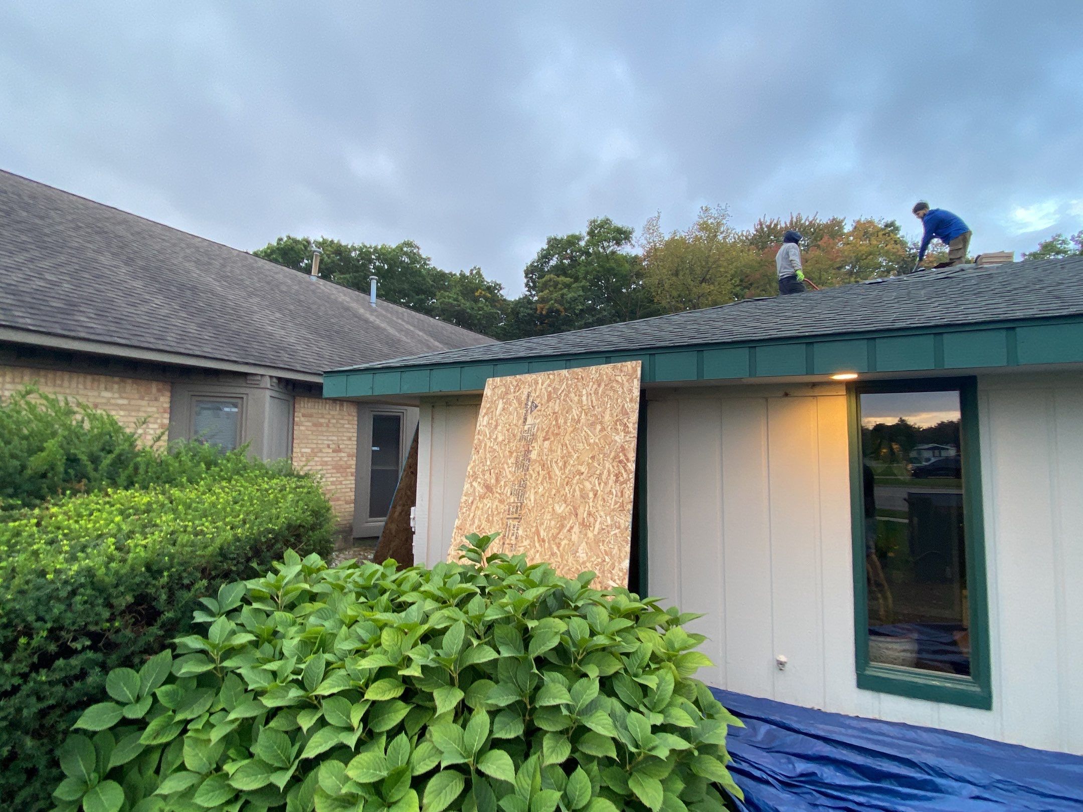 Roof Replacement using CertainTeed Landmark by 180 Contractors