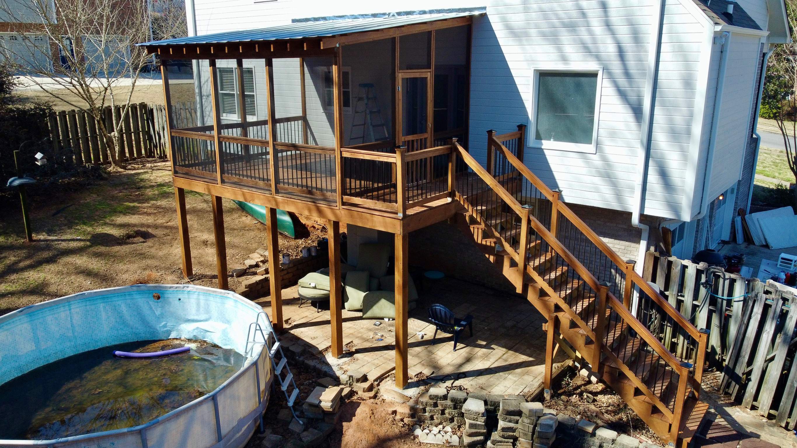 Balmoral Estates Screened Deck  by Pillar and Pine