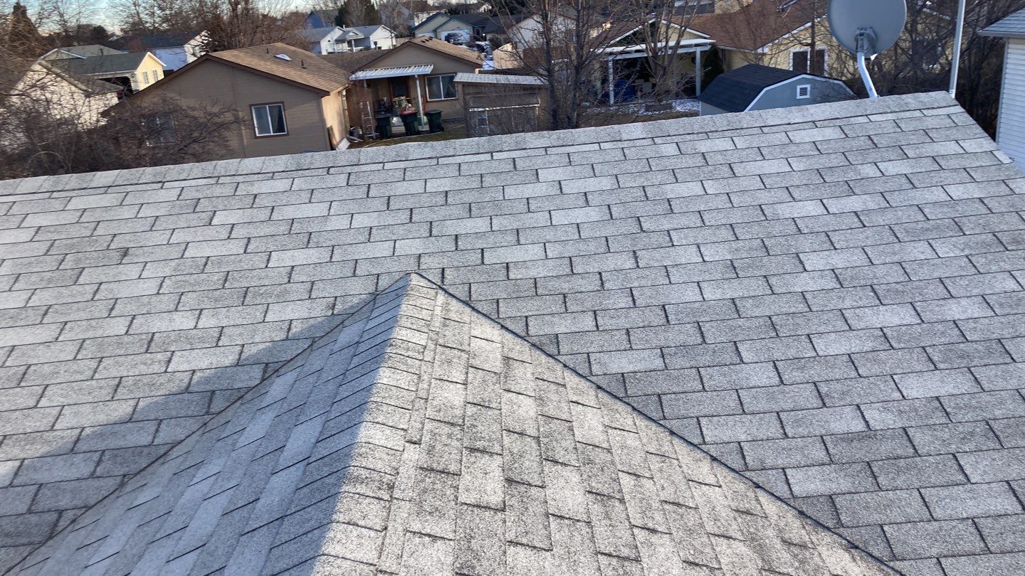 Single Story roofing replacement Meridian in using Owens Corning Oakridge shingles in Estate Grey by ID Roofing LLC