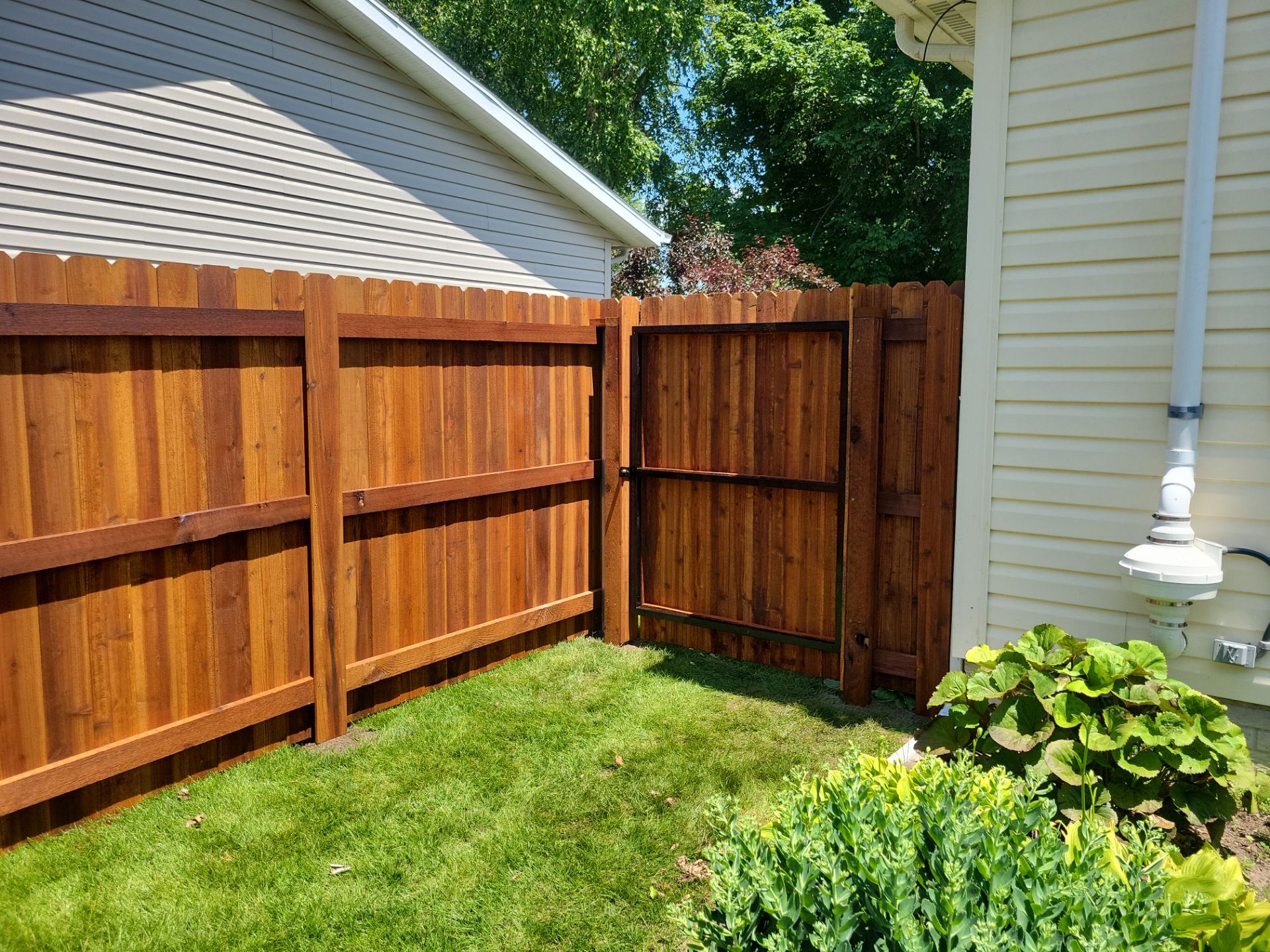 Project in Janesville by Perfect Picket Fence and Stain