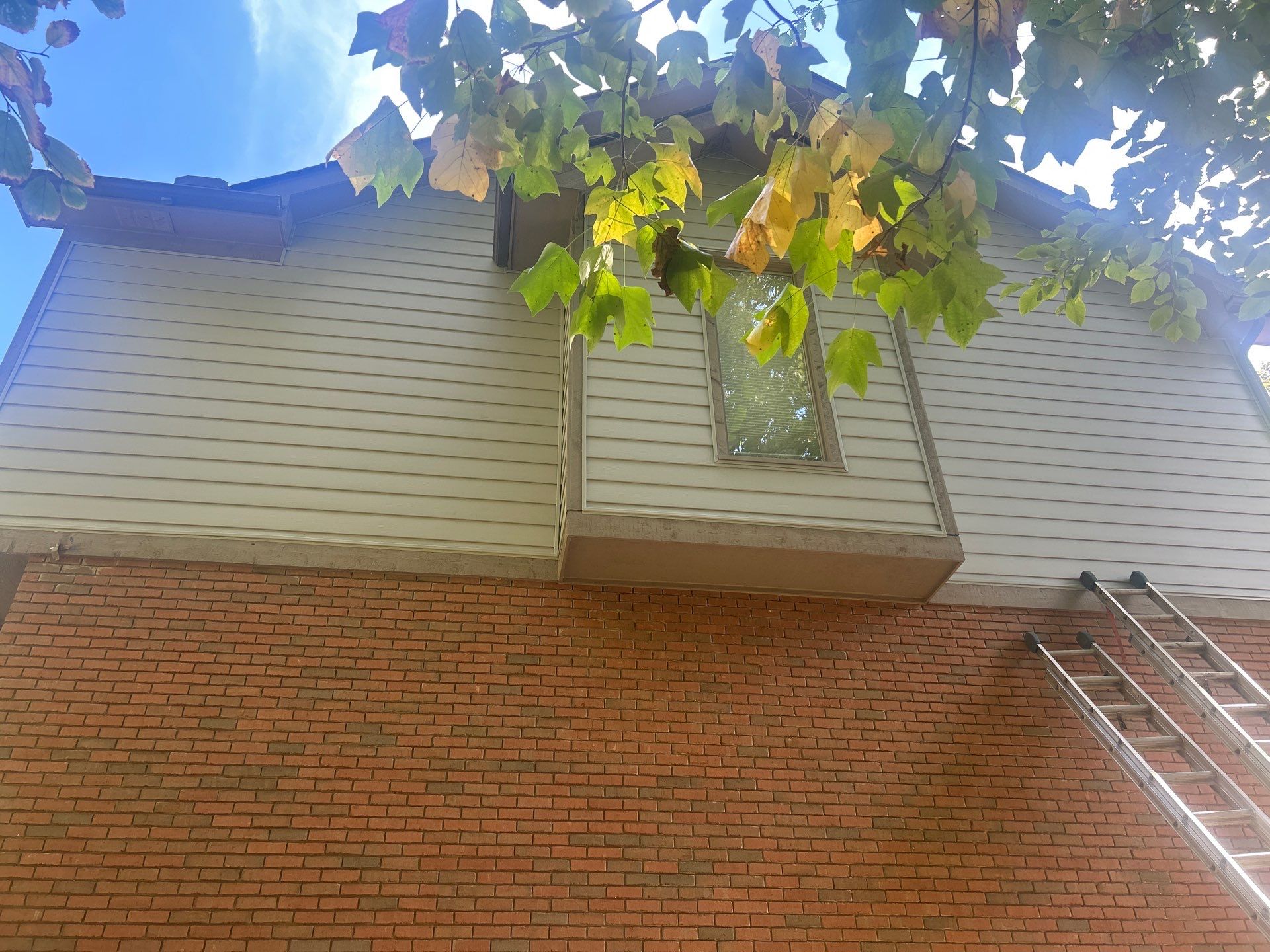 Siding Replacement using Alside S7 Cedar Mill Grain Cape Cod Grey by 180 Contractors