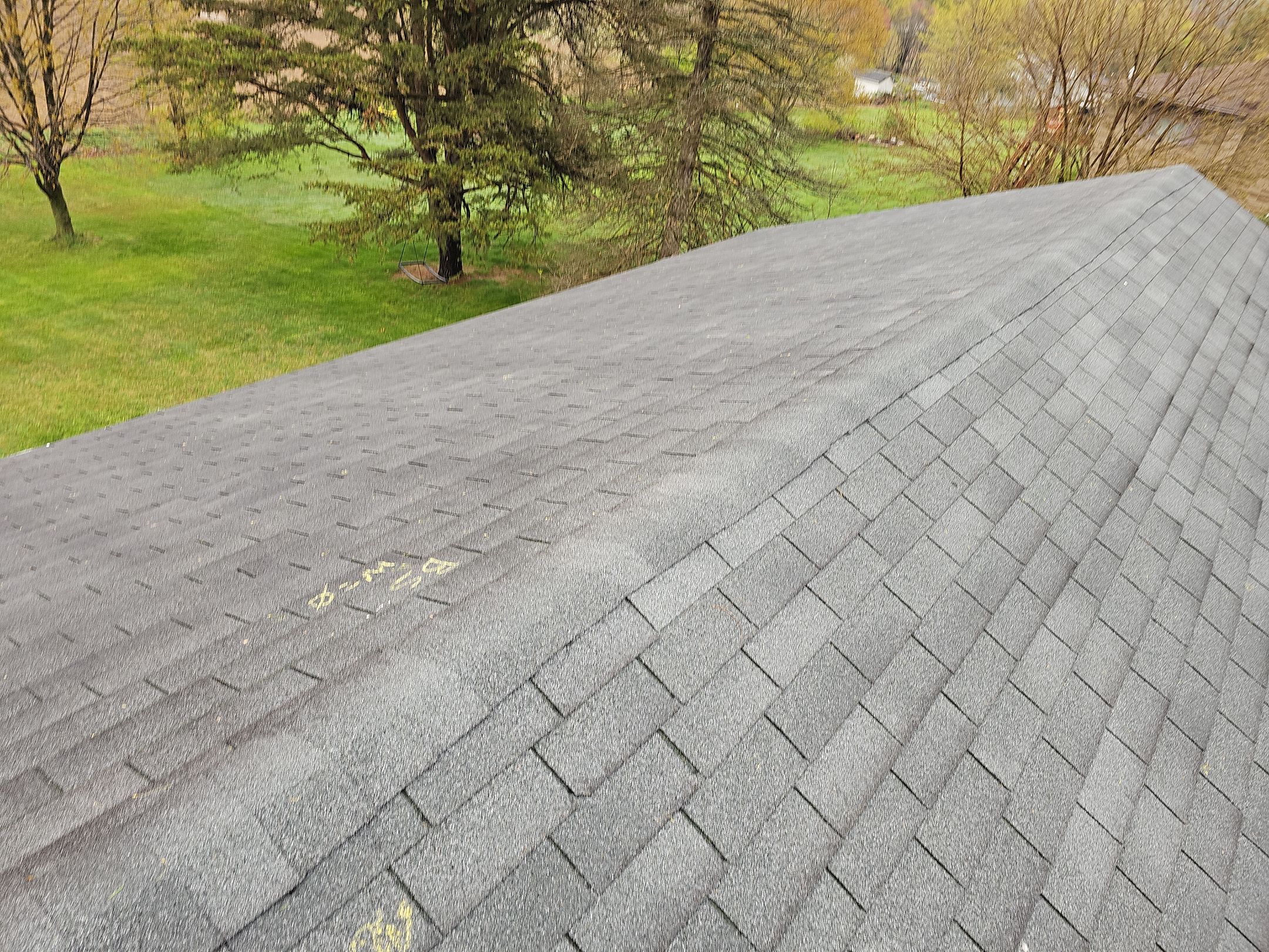 ATLAS PINNACLE HP W/SCOTCHGARD COLOR: BLACK SHADOW by Eagle Eye Roofing