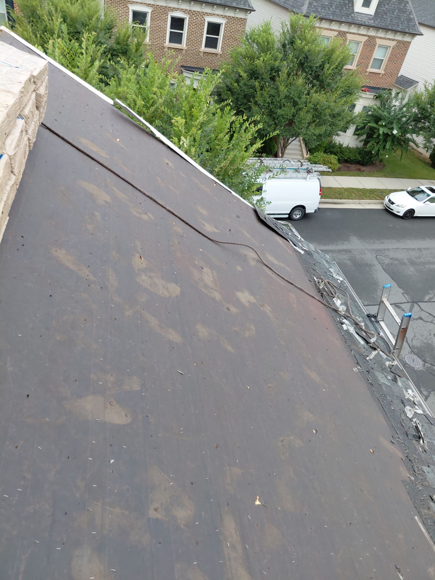 Ashburn: Residential Roof Replacement  with CertainTeed Landmark Pro in Max Def Georgetown Gray by RM Banning, Inc.