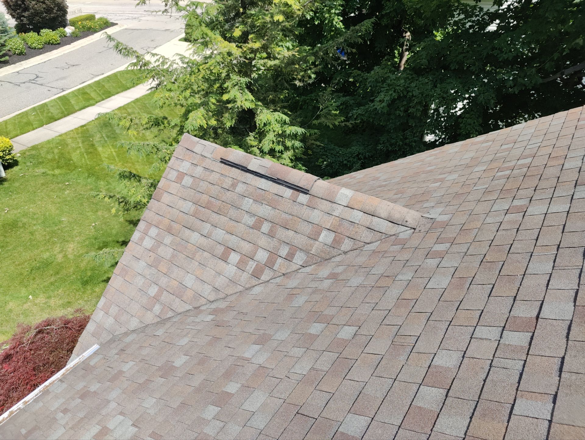 Roof Replacement using CertainTeed Landmark Max Def Shenandoah by 180 Contractors