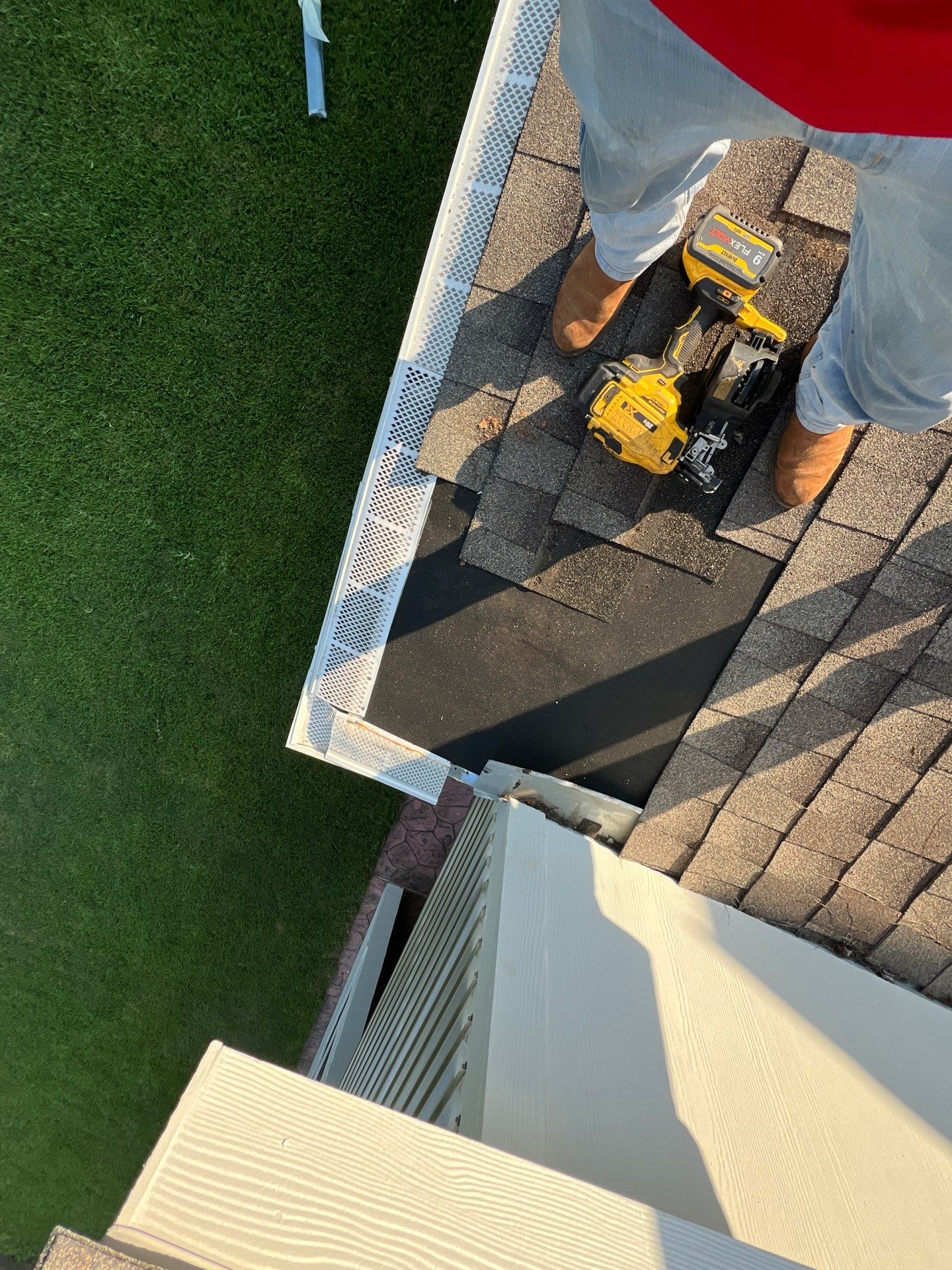Hail Damage using Owen's Corning Duration (Lifetime) Shingles by Roof Repair Company
