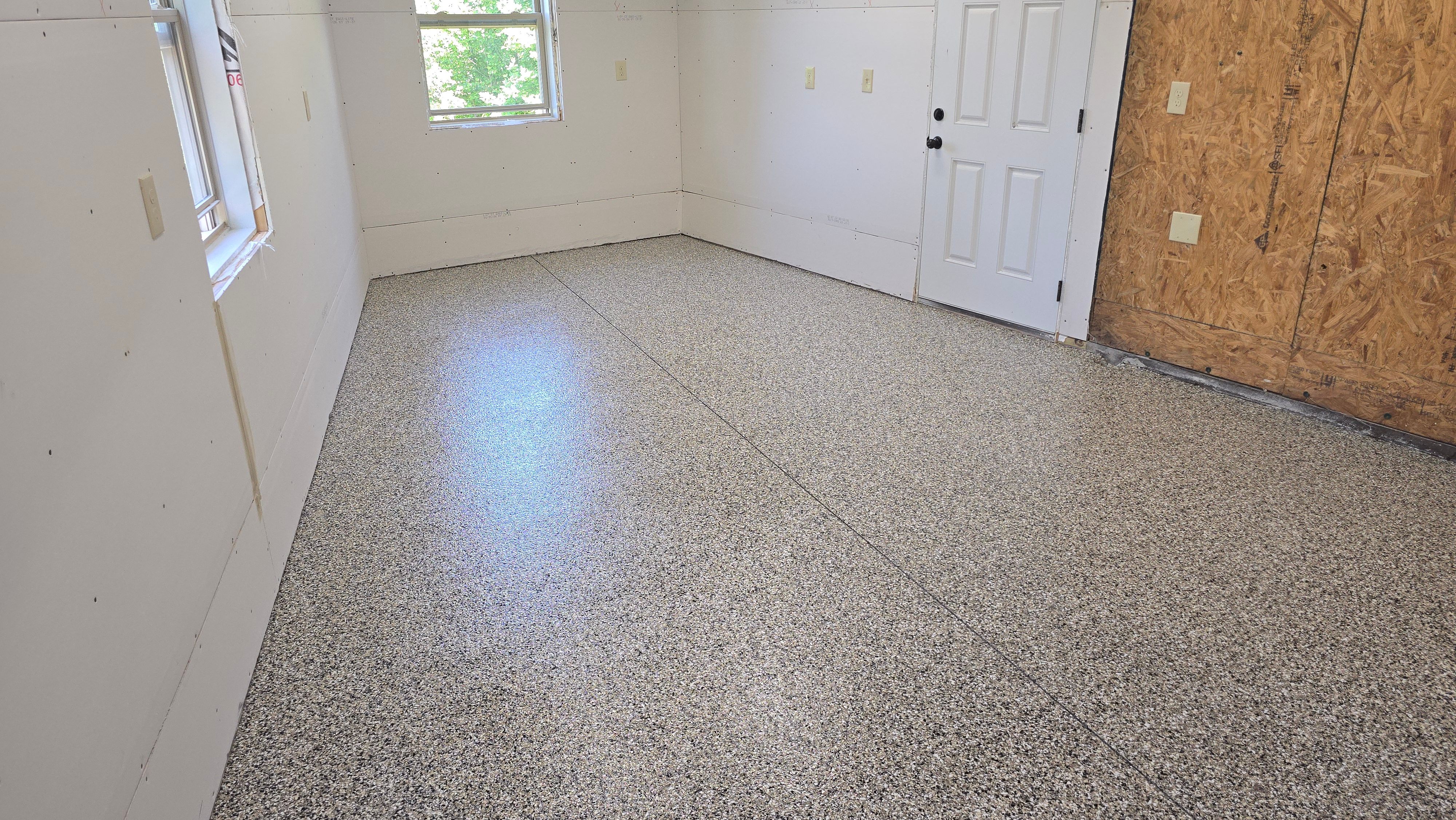 Garage Using Loon  by Elite Floor Solutions
