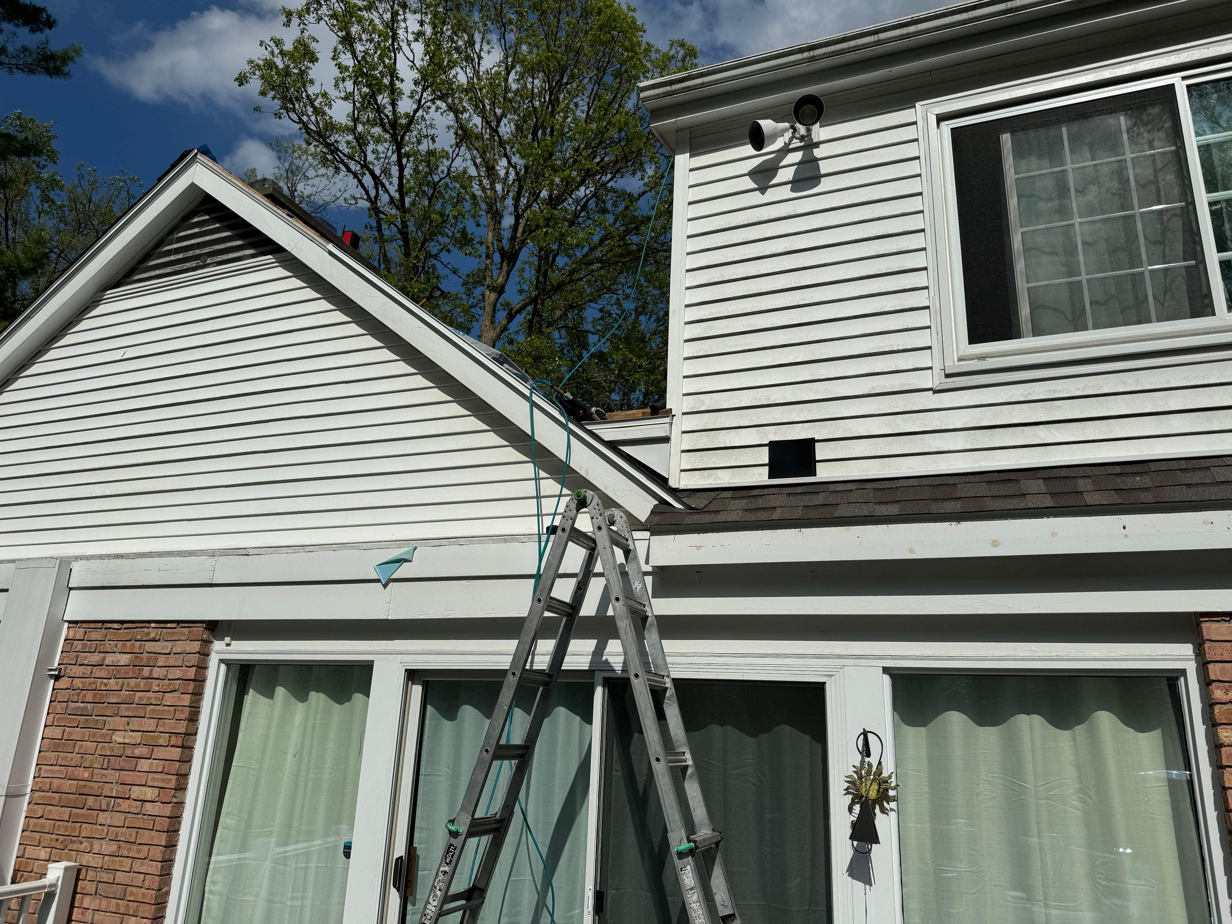 Residential Roofing Installation using Certainteed Landmark ClimateFlex by GRACCO