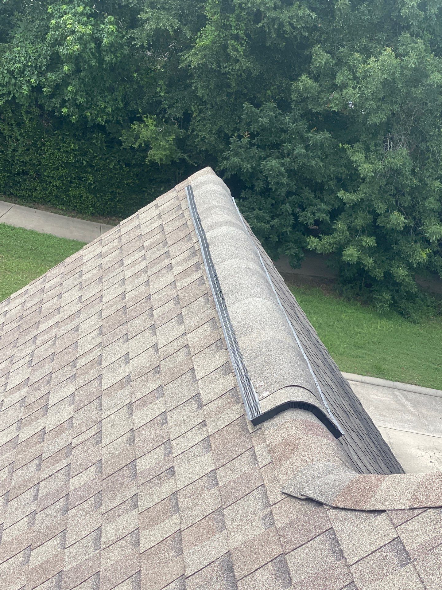 Hail Damage using Owen's Corning Duration (Lifetime) Shingles by Roof Repair Company