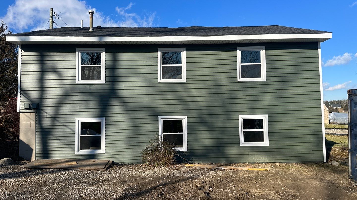 Siding Replacement using CertainTeed Restoration Classis D4 by 180 Contractors