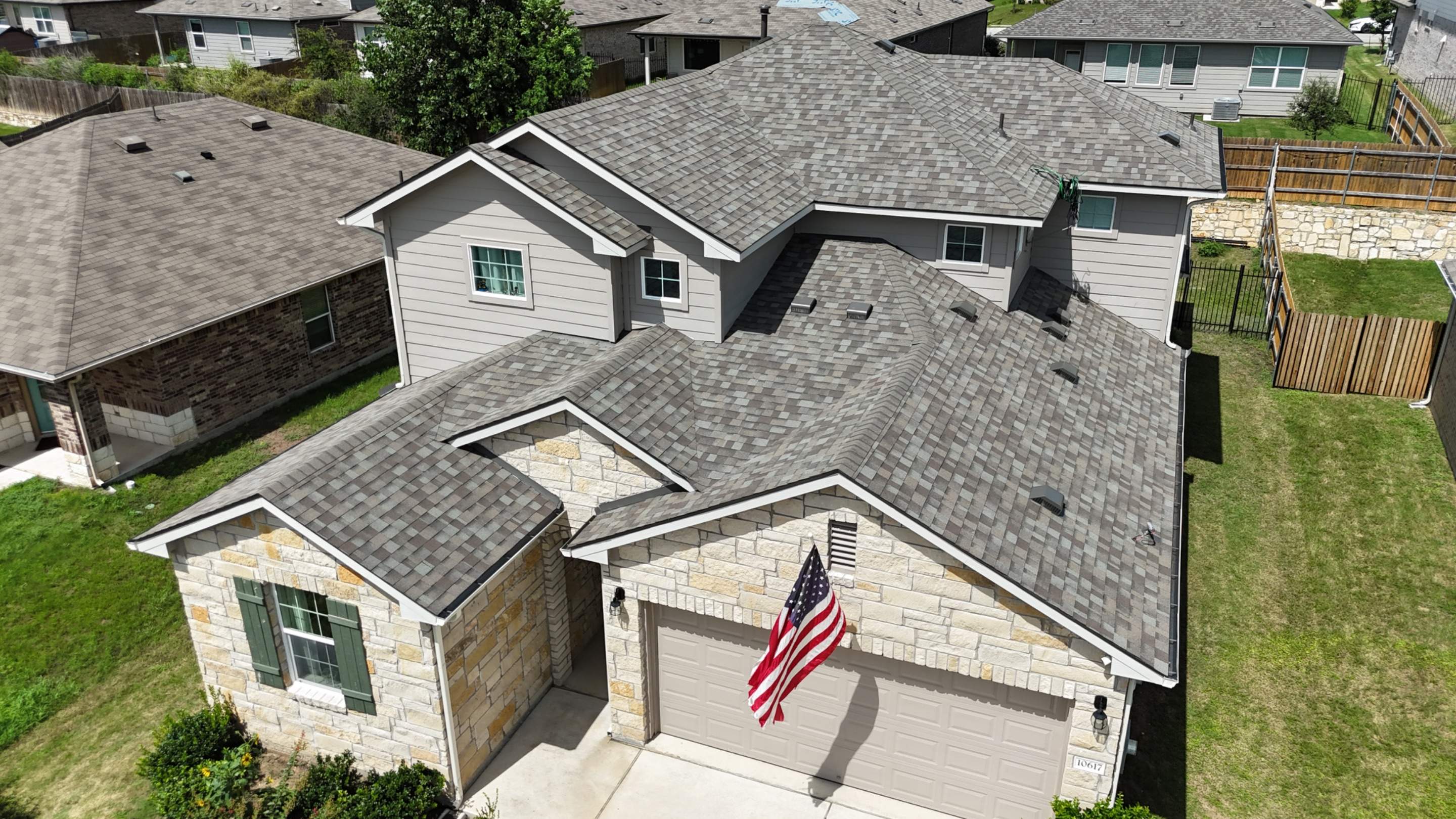 Driftwood - Owens Corning TruDefinition Duration by RoofsOnly.com