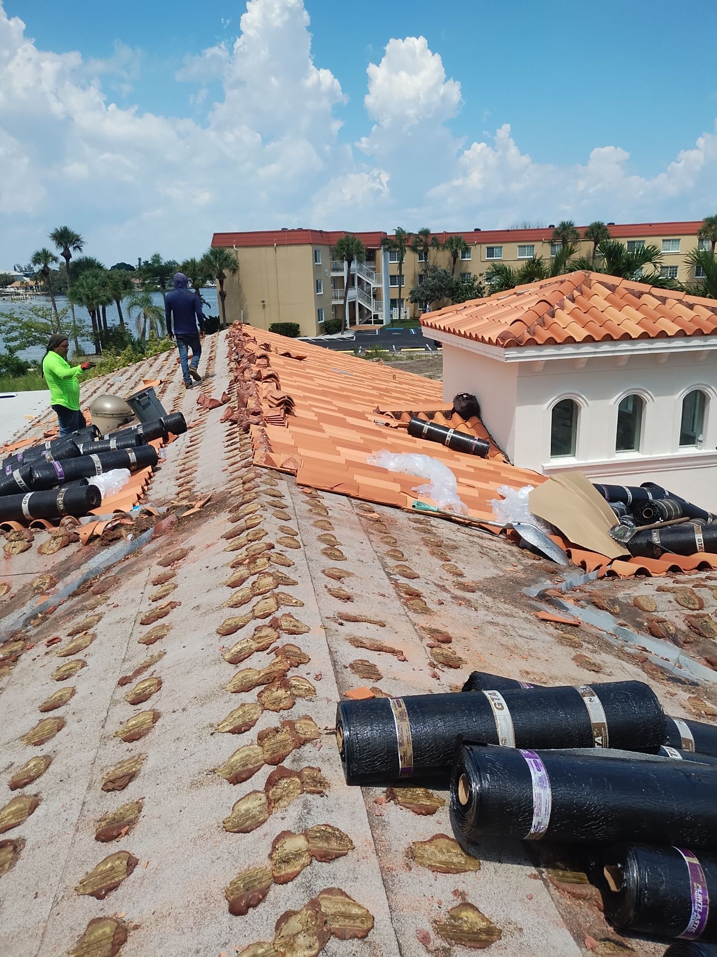 Project in St. Petersburg 33704 by Mitchell Roofing Company LLC 