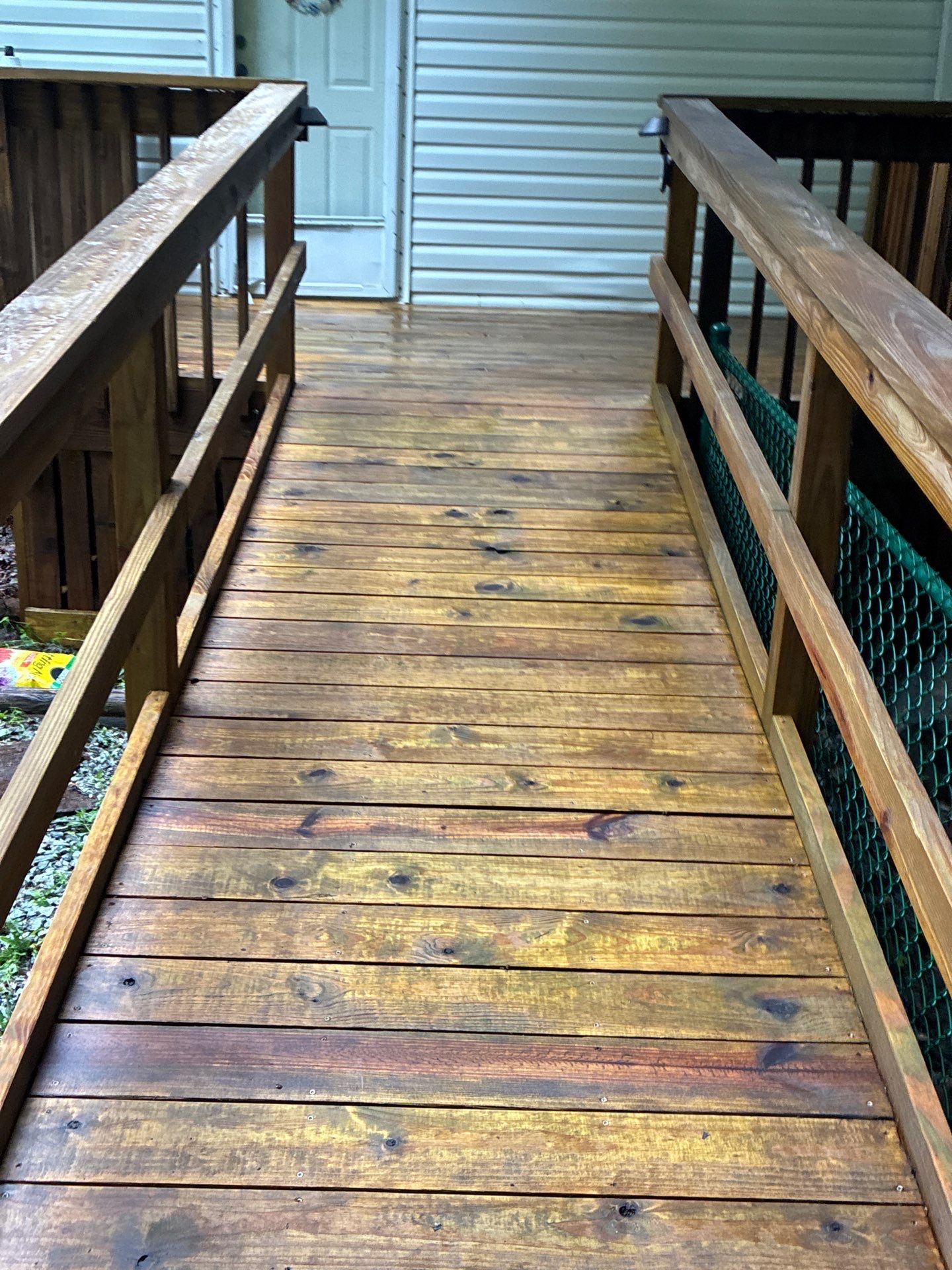 Deck using Wood Sealant by DuraSeal