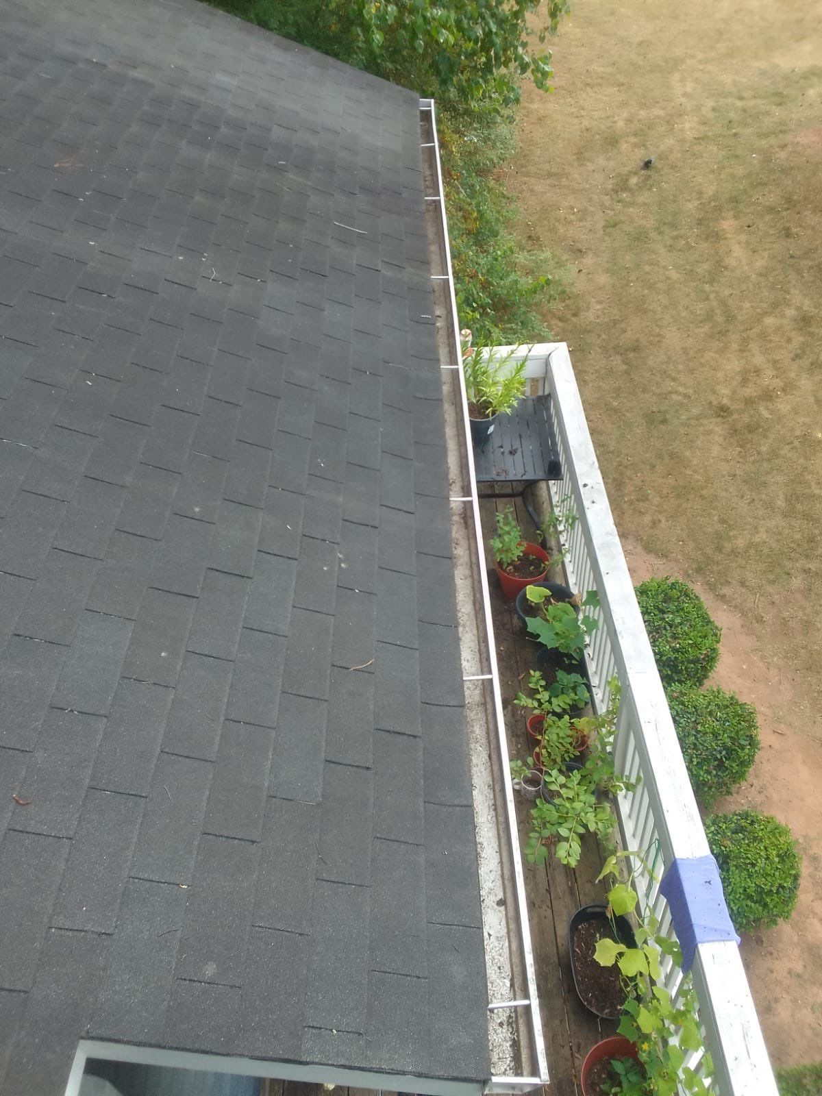 Commercial gutter cleaning Wake Forest & Rolesville, NC	 after photo with clean gutters
