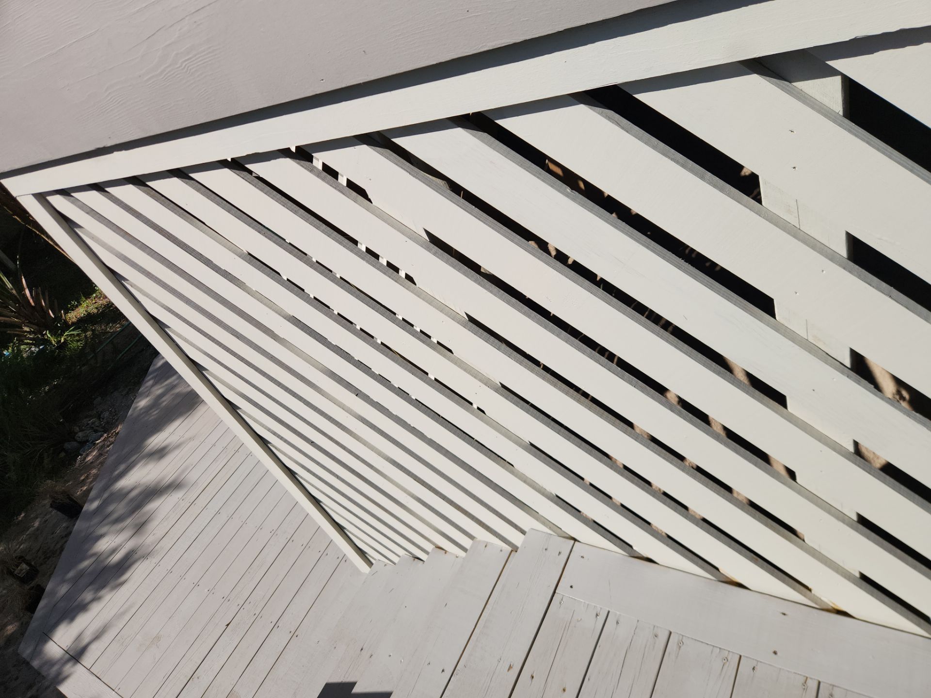 Wood Deck using Wood Stain by DuraSeal