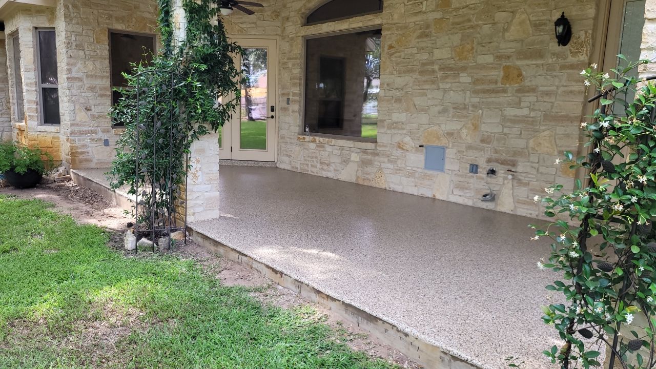 La Vernia, Texas  by TORO Garage Co