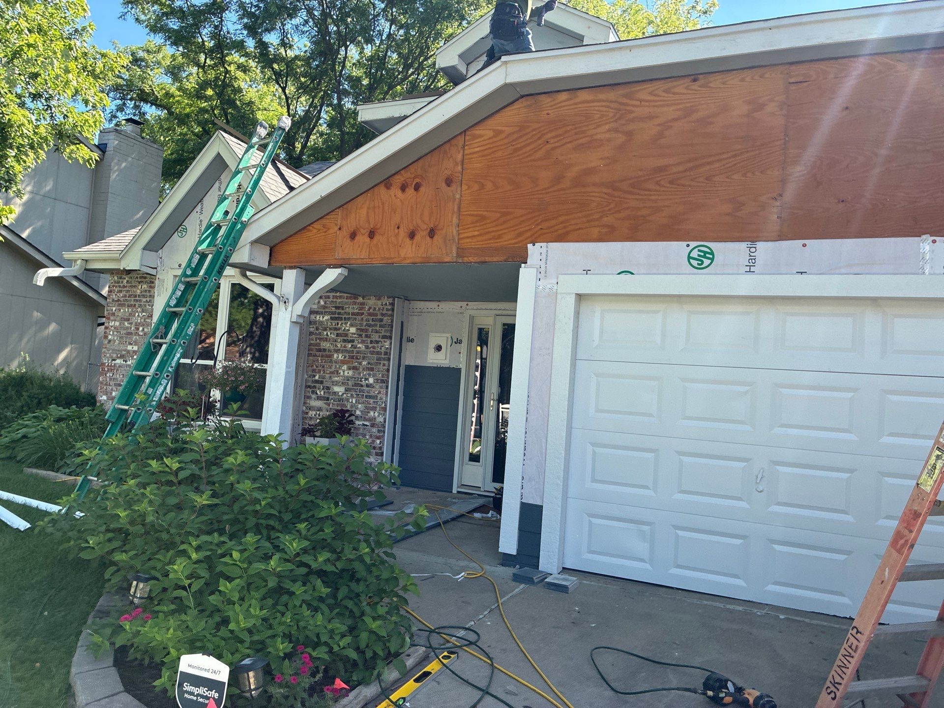 James Hardie Lap Siding Installation and Trim Upgrade in Omaha by Carps Complete Exteriors