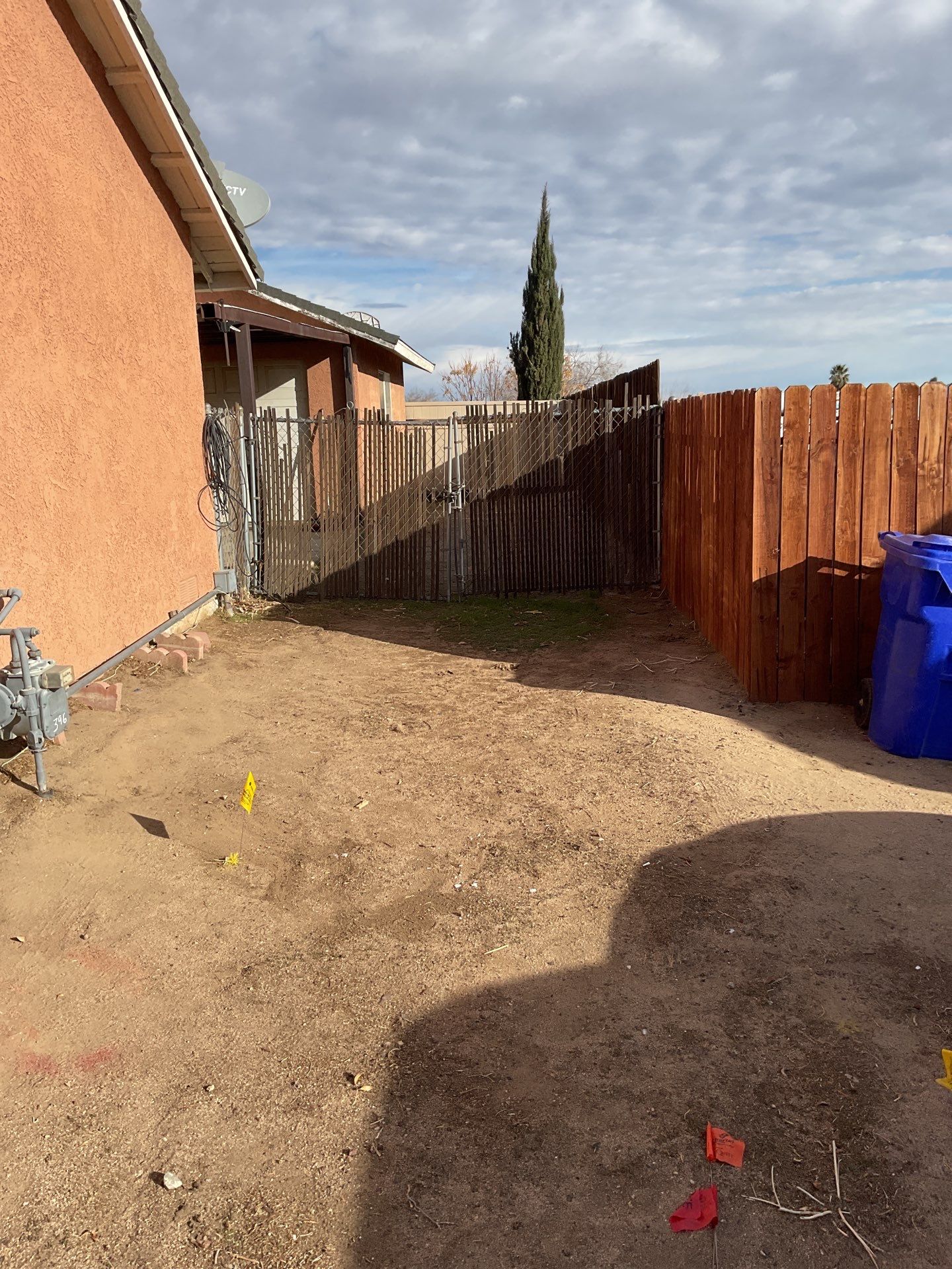 Fence Installation using Vinyl by Fence Guys Inc.