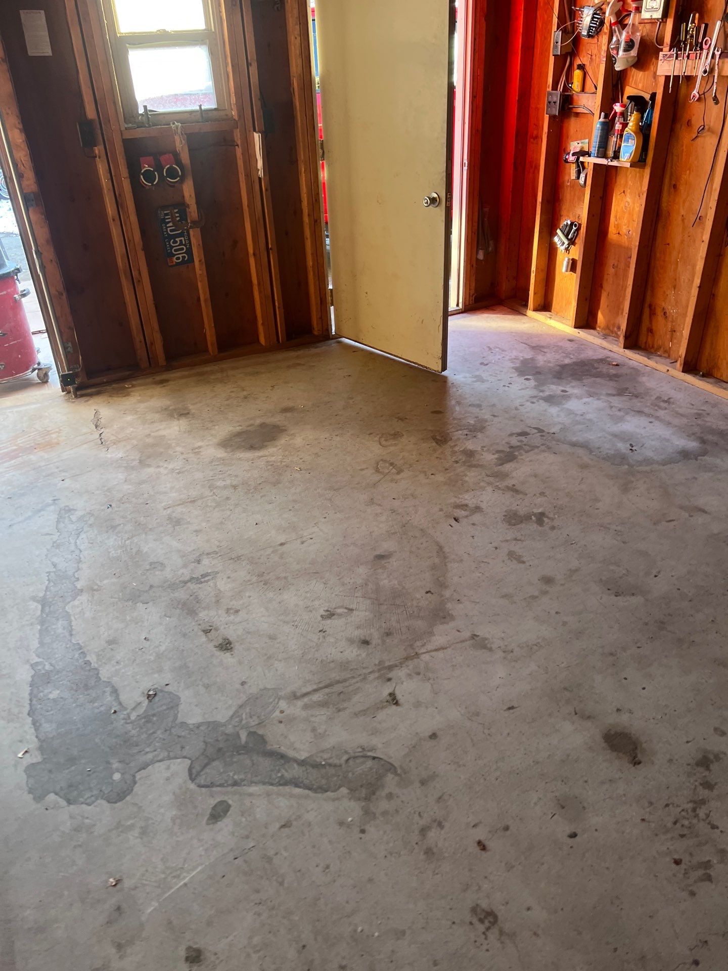 Garage  by Freedom Concrete Coatings. 