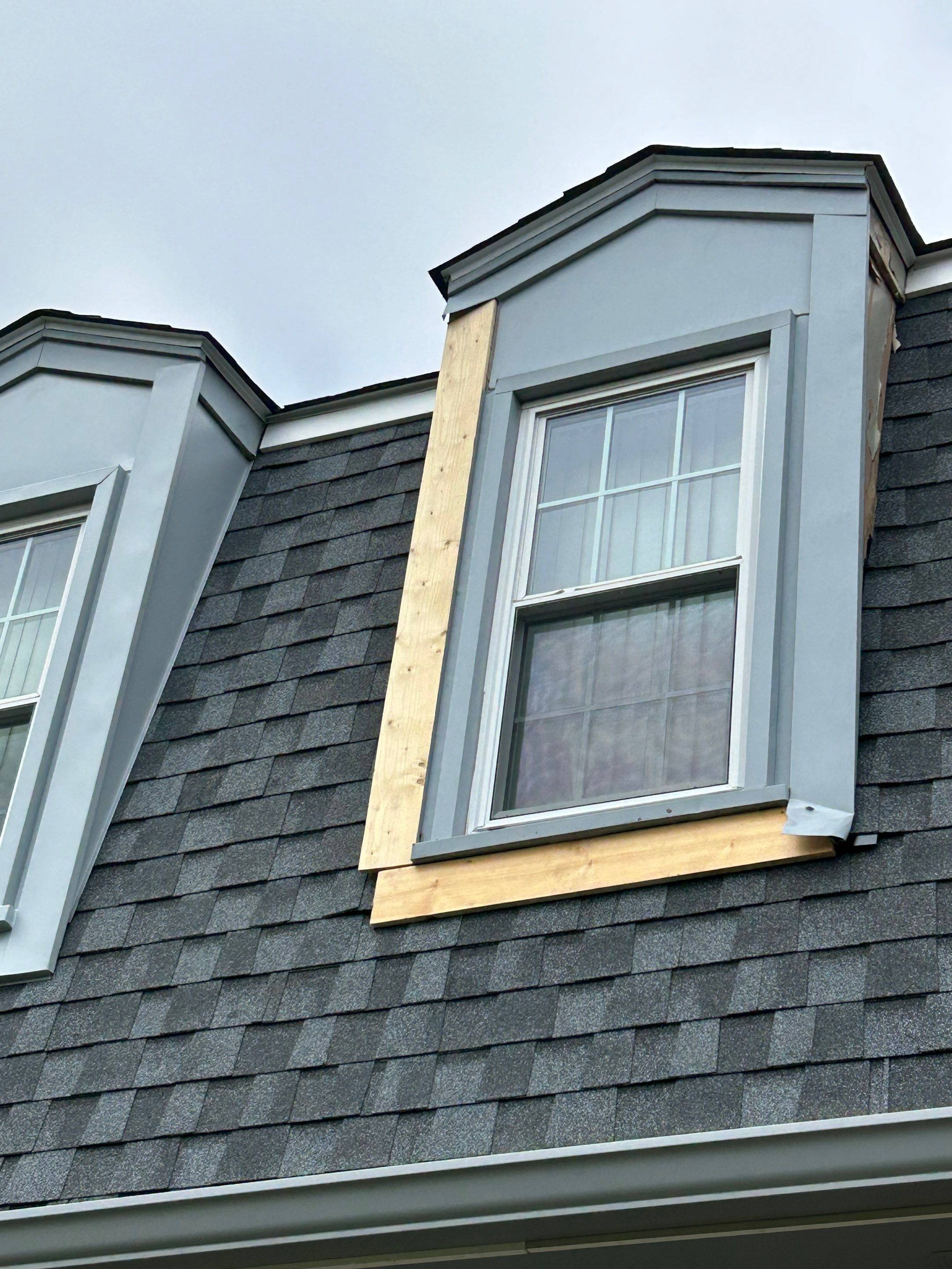 Oakton: CertainTeed Landmark Pro Designer Shingles in Max Def Pewter by RM Banning, Inc.