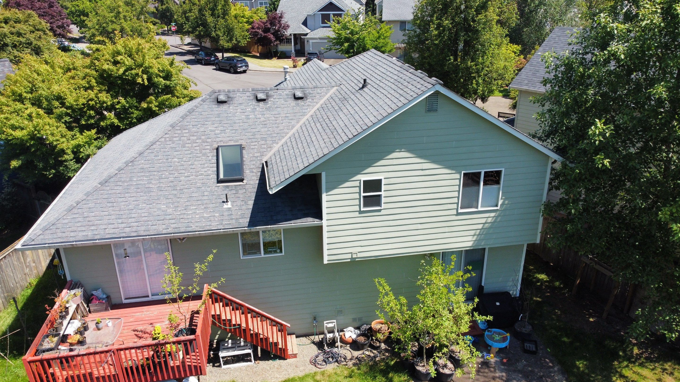 Residential Roofing Installation using Asphalt Shingles by Vitan Construction LLC 