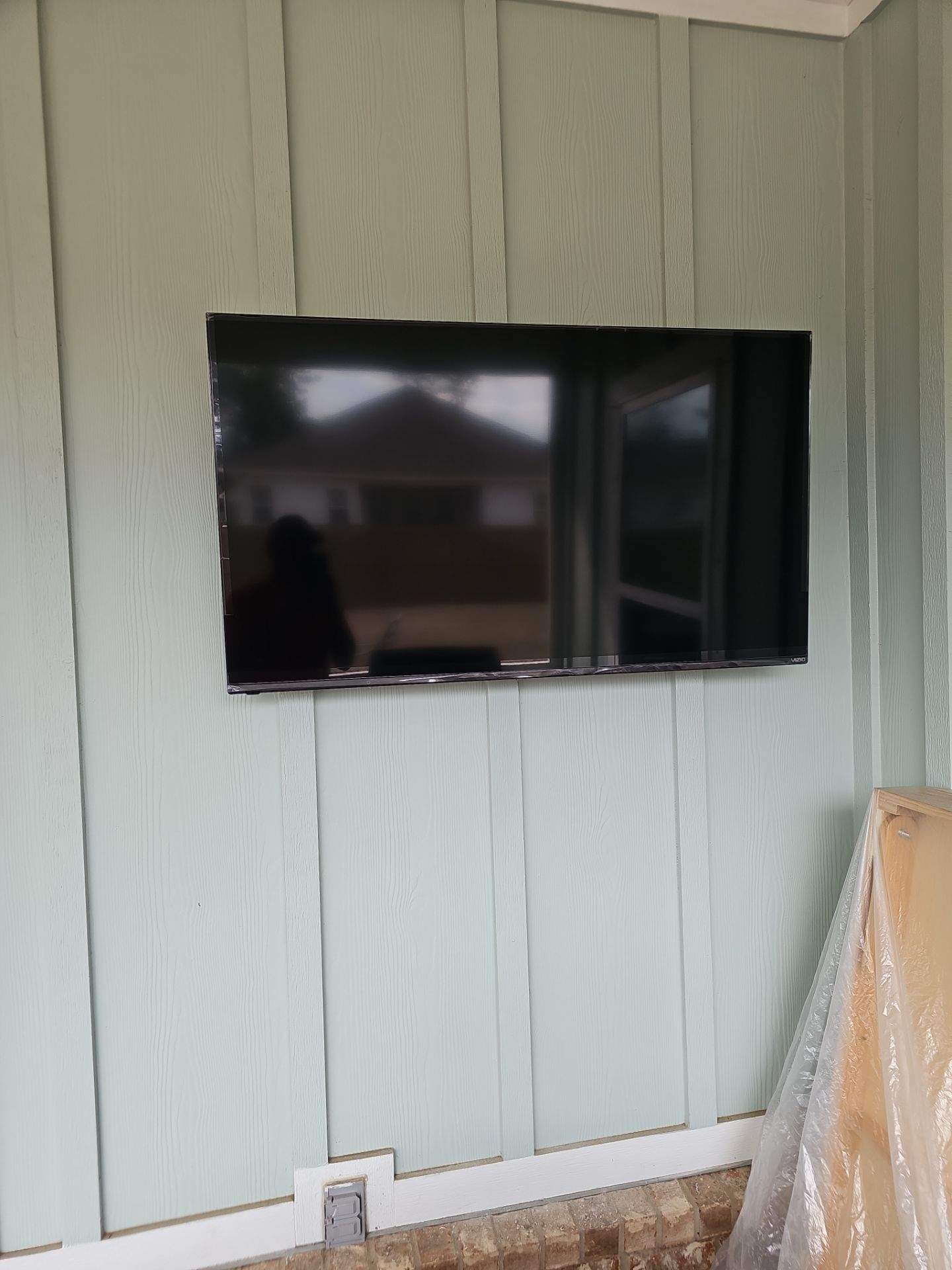 Custom TV Mounting Projects by Hangman Mounting & Installation 