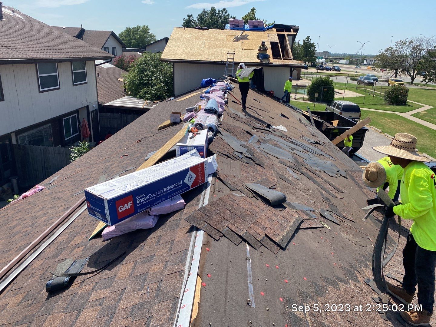 Shingle Project in Tulsa by Decor Roofing & Restoration