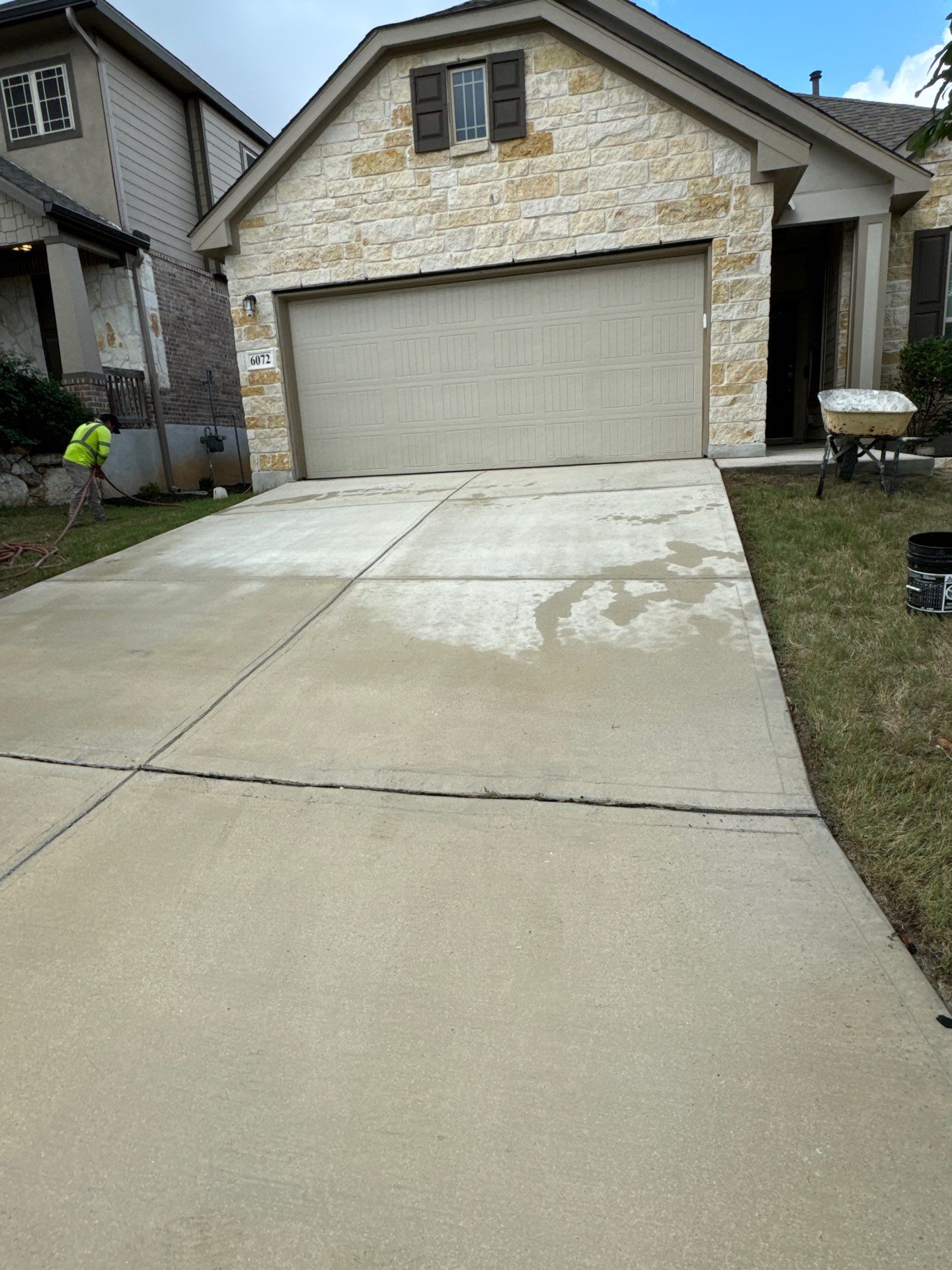 Wortham Oaks - San Antonio, TX by Hole In One Lawns, LLC