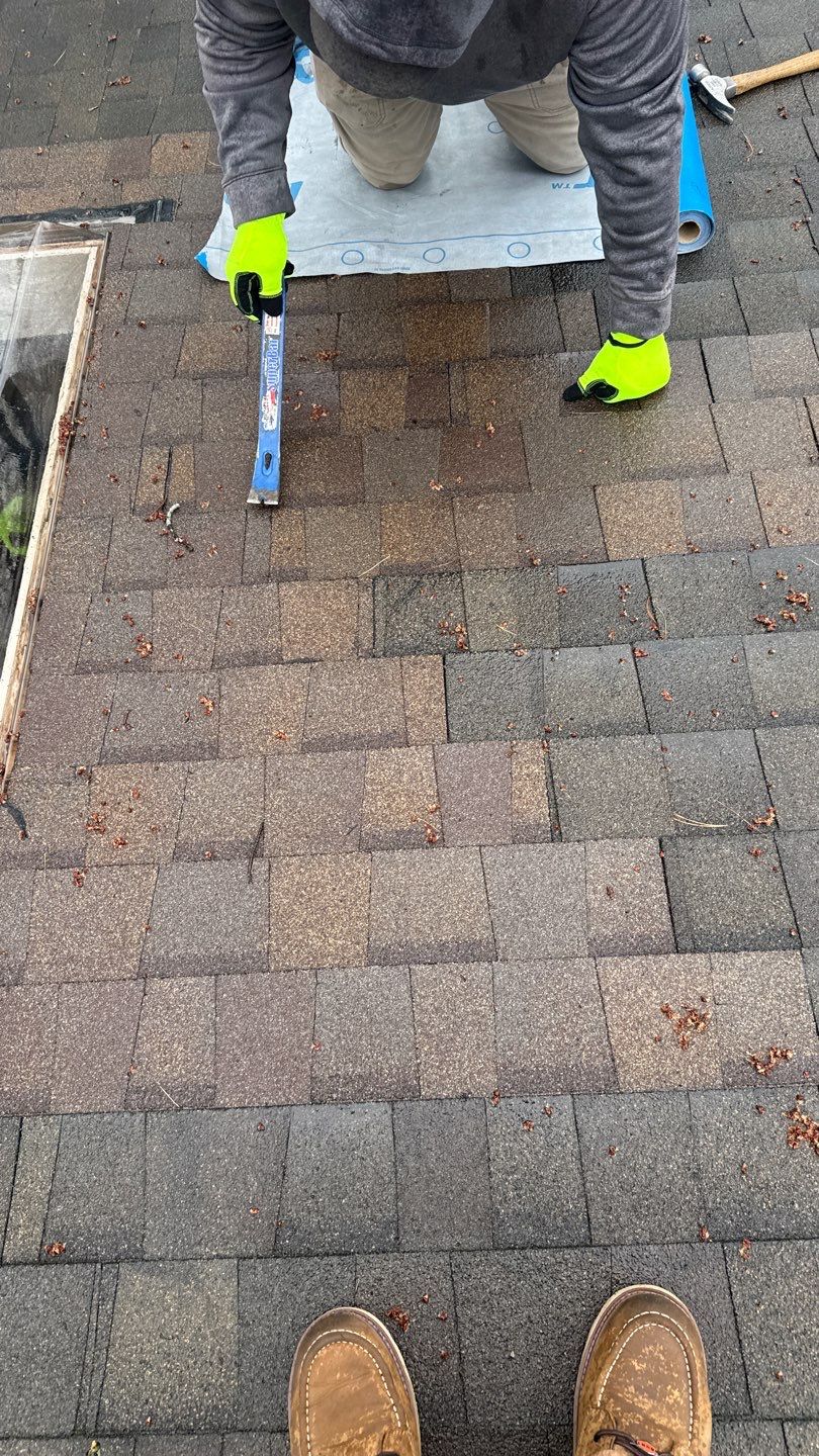 Roof Replacement using Owens Corning Brownwood by 180 Contractors