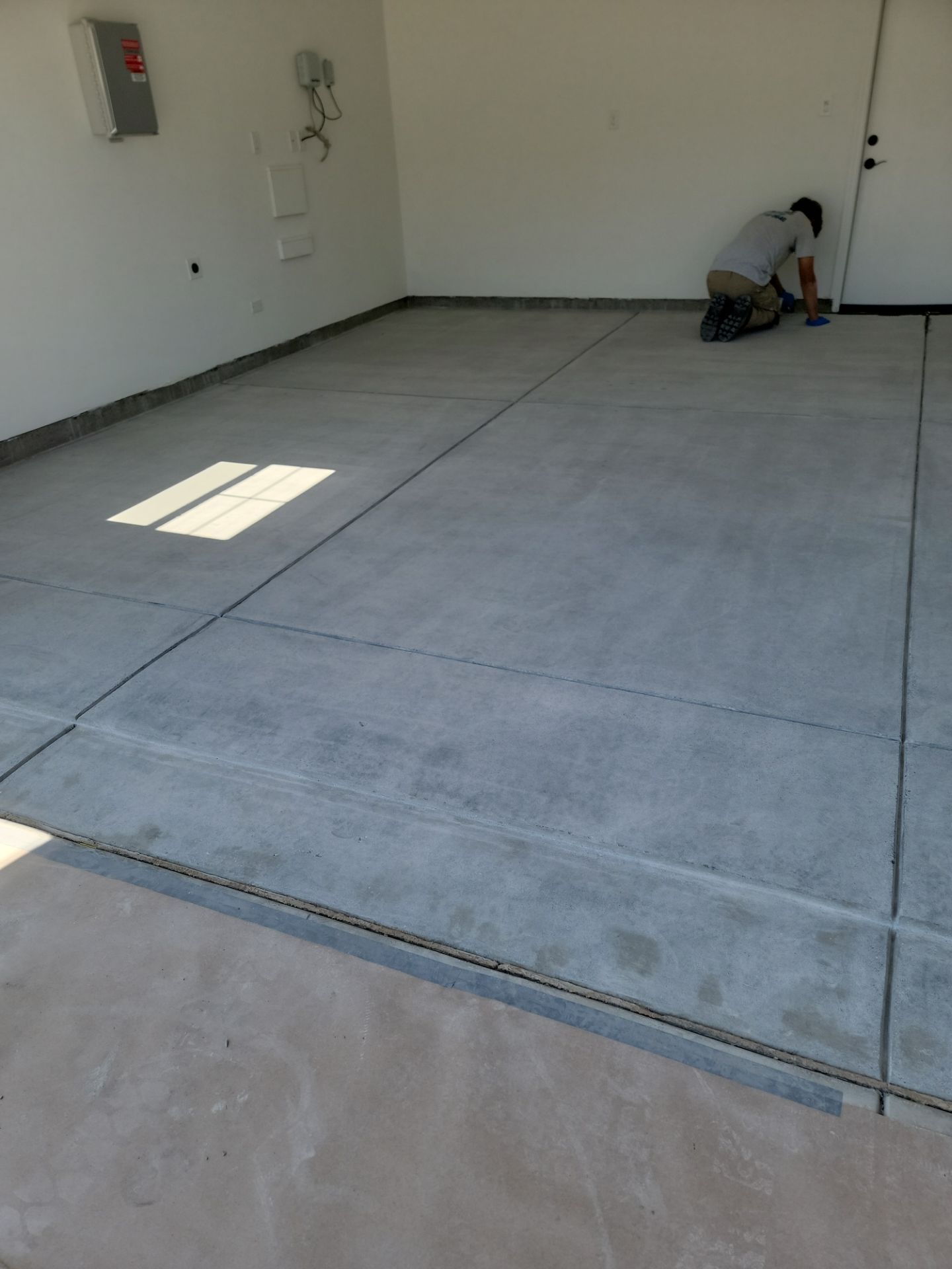 Grind and Clear garage by MGP Coatings