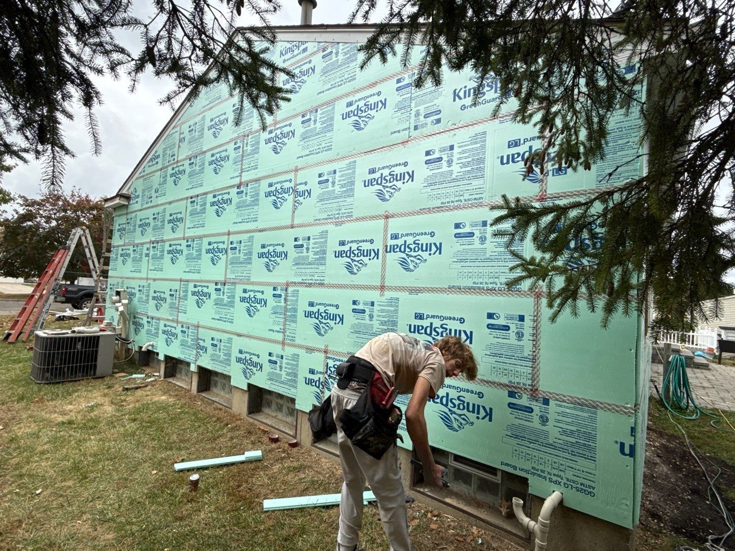 Siding Replacement using Alside S7 Cedar Mill Grain Cape Cod Grey by 180 Contractors