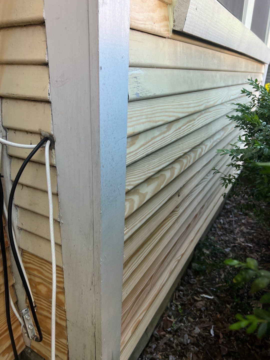 Alexandria: Siding Replacement with Solid Pine Wood Lap Siding by RM Banning, Inc.