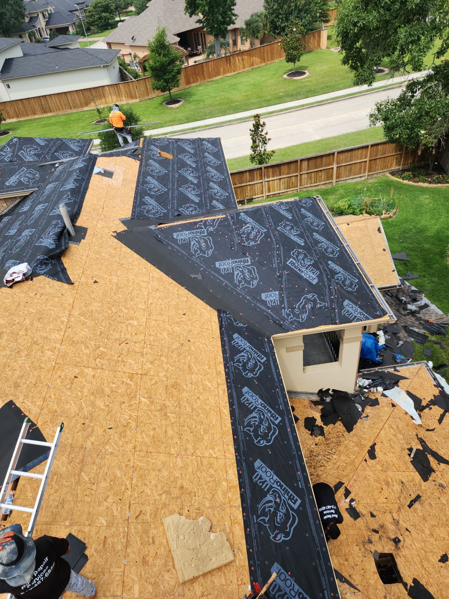 Residential Roofing Installation using Owen's Corning Duration (Lifetime) Shingles by Roof Repair Company