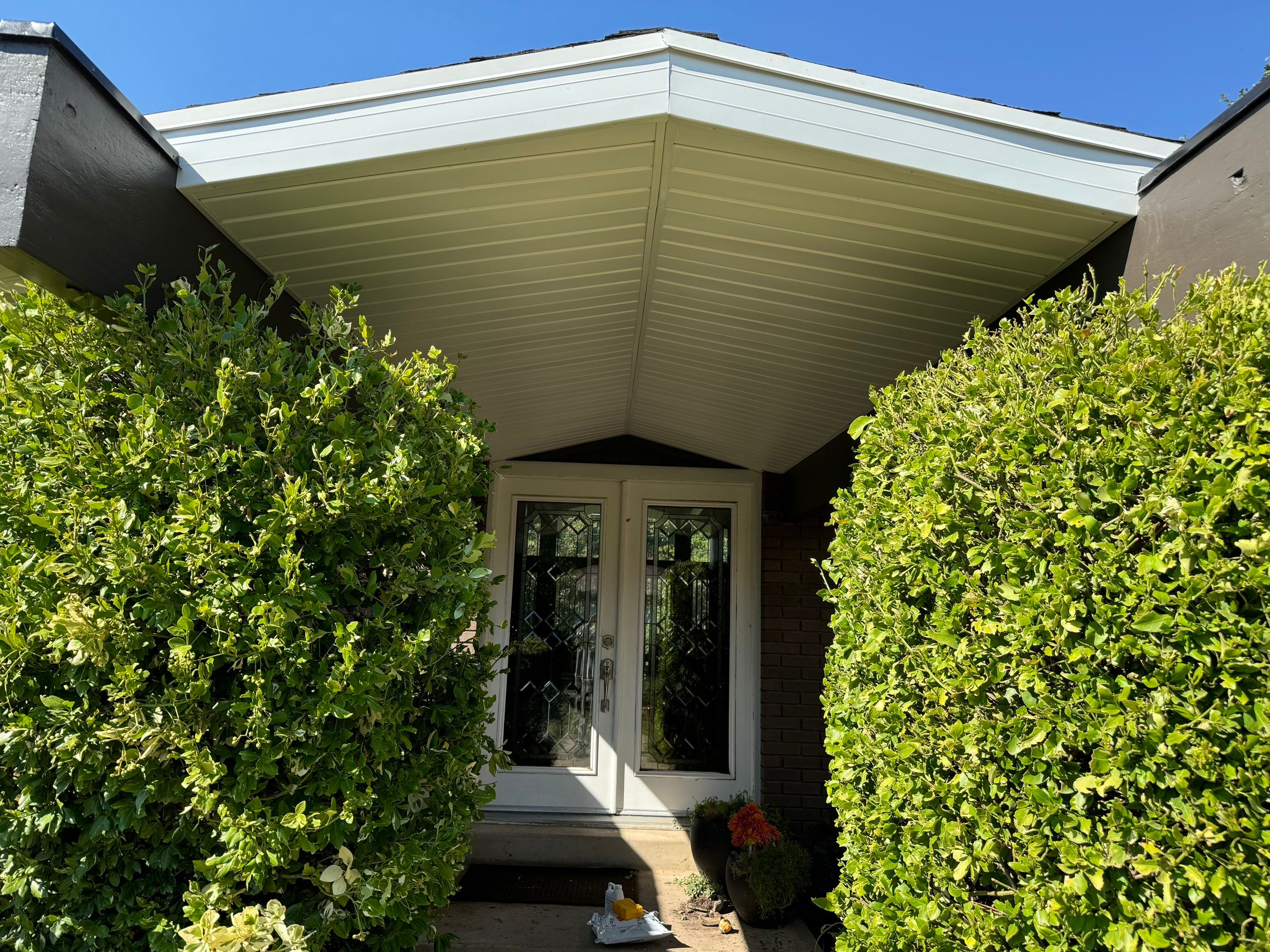Fruit Heights | Hardie B&B & Shakes | Rich Espresso by Ideal Siding Utah