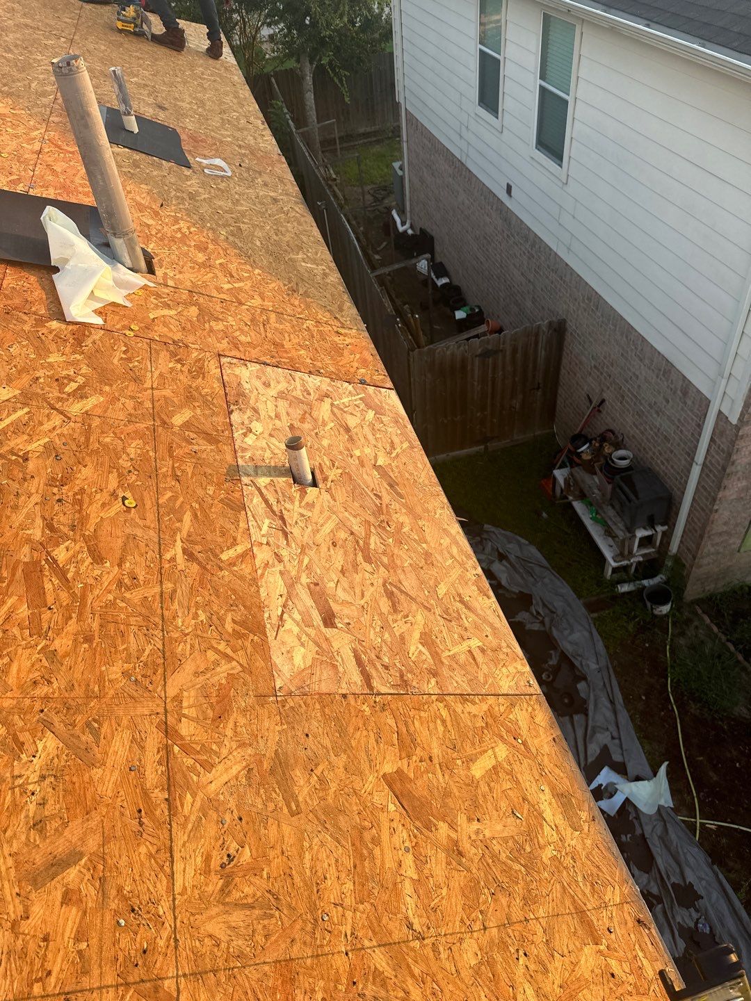 Residential Roofing Installation using Owen's Corning Duration (Lifetime) Shingles by Roof Repair Company