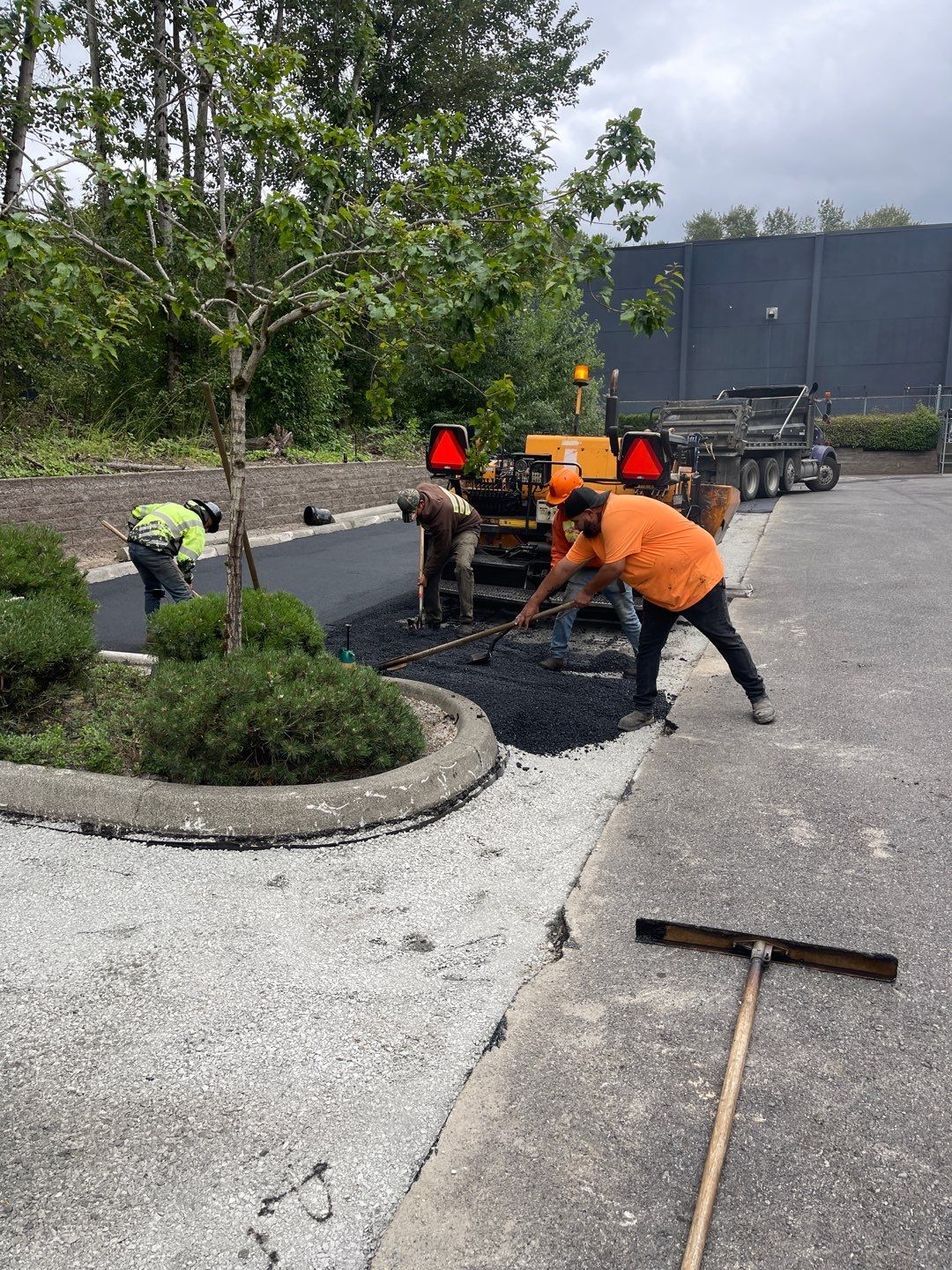 Asphalt Patch Repair & Concrete Curb Renovation | Kirkland  by Jireh Asphalt & Concrete Inc 