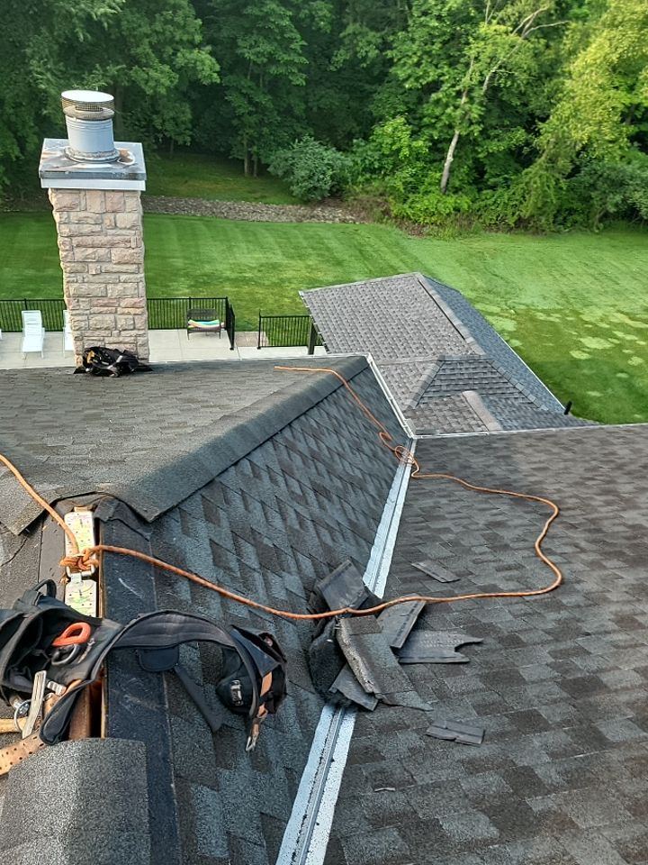 GAF Timberland Color: Pewter Gray by Eagle Eye Roofing