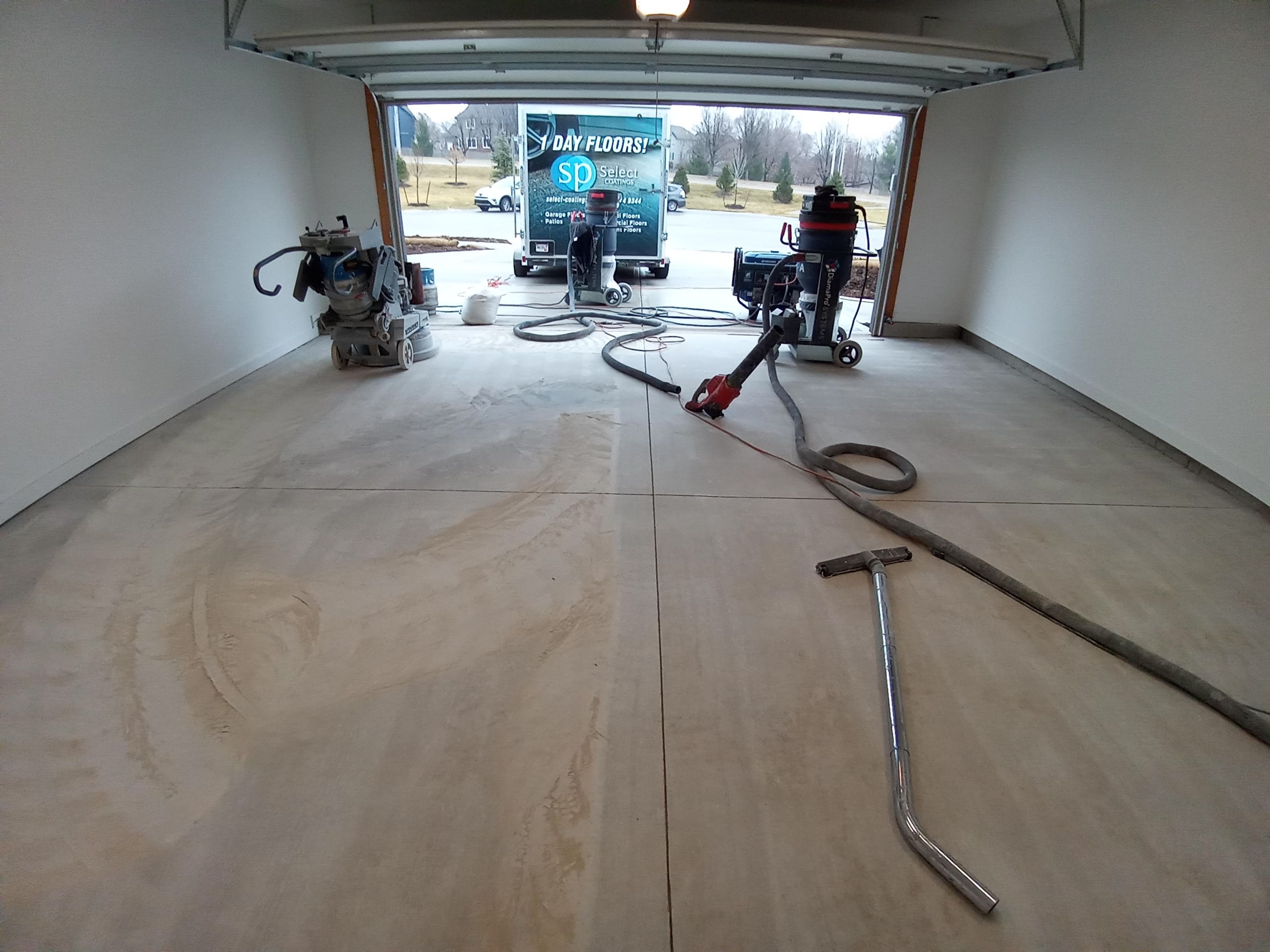 Garage using Smoke by Select Painting, Coatings & Garage Cabinets