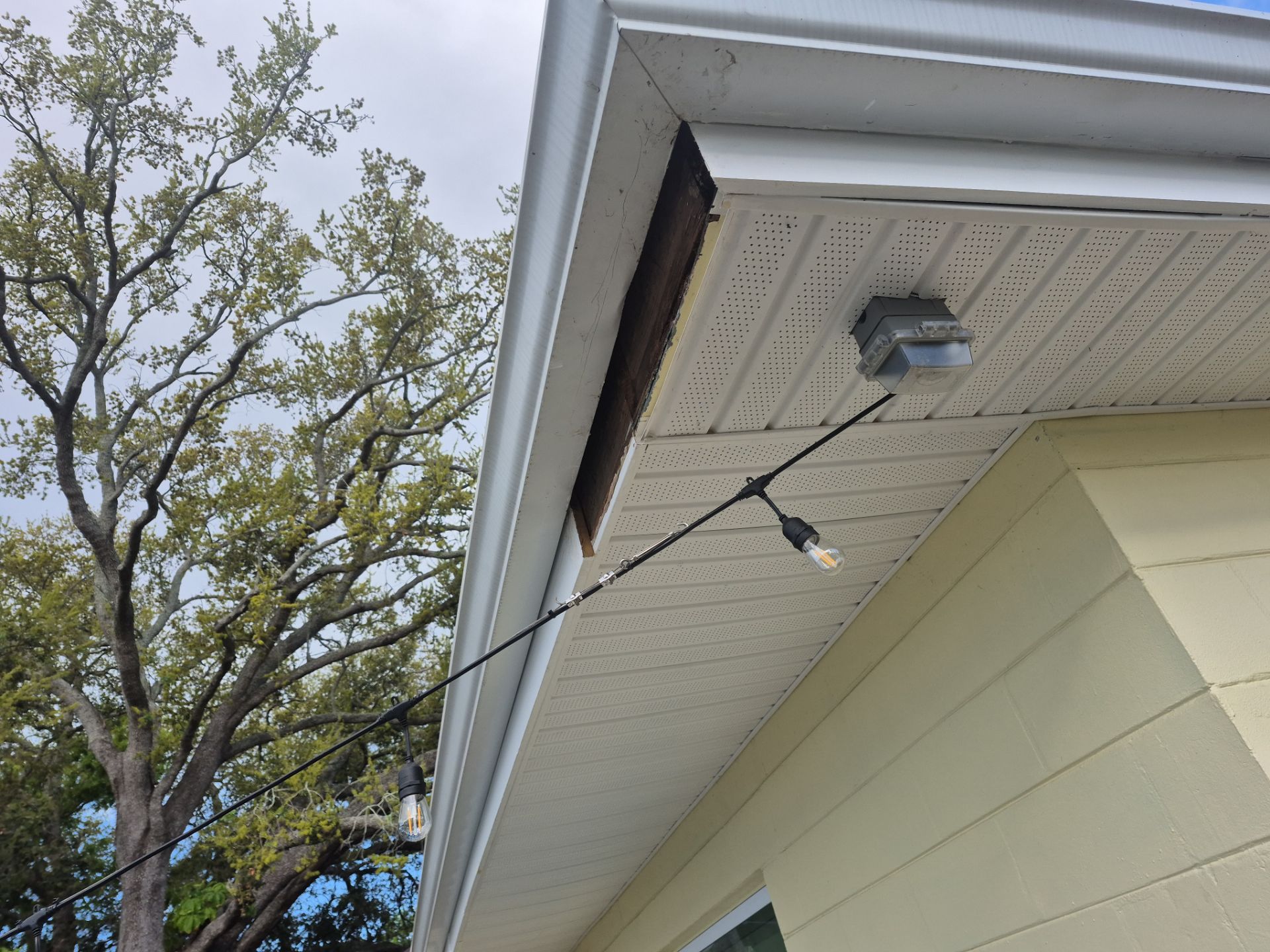 Project in St. Petersburg 33710 by Mitchell Roofing Company LLC 