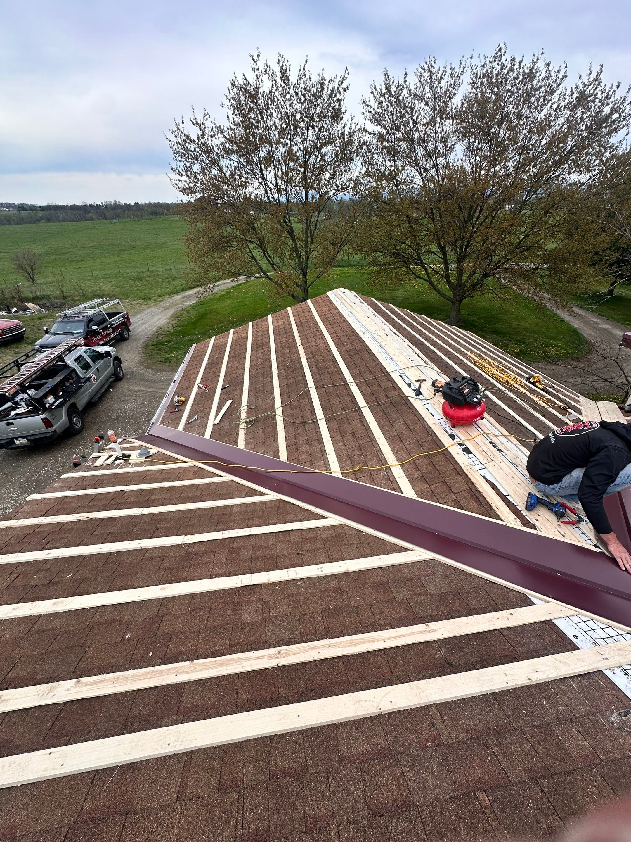 Metal Roof Installation using Everlast Azm panel w/ colourbond process by Teflon Roofing